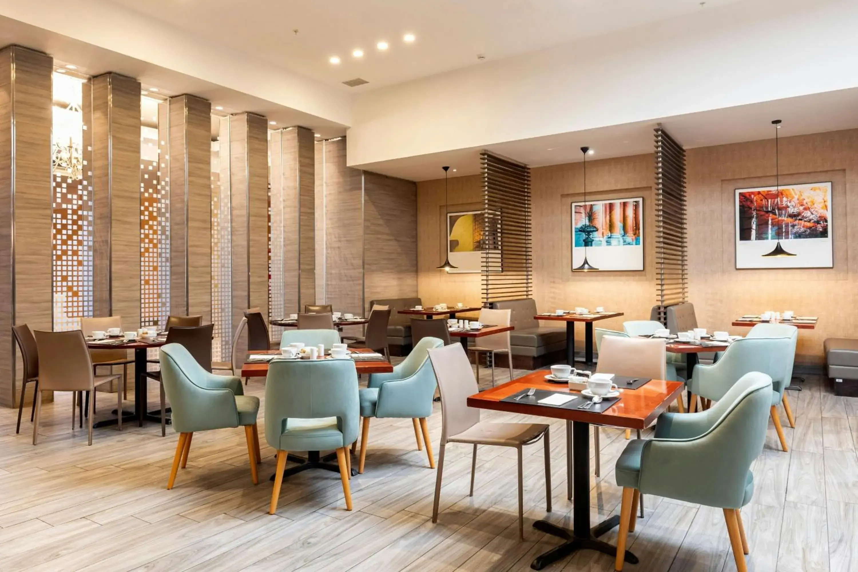 Restaurant/places to eat in Hotel Plaza Santiago Restaurant/places to eat in Hotel Plaza Santiago