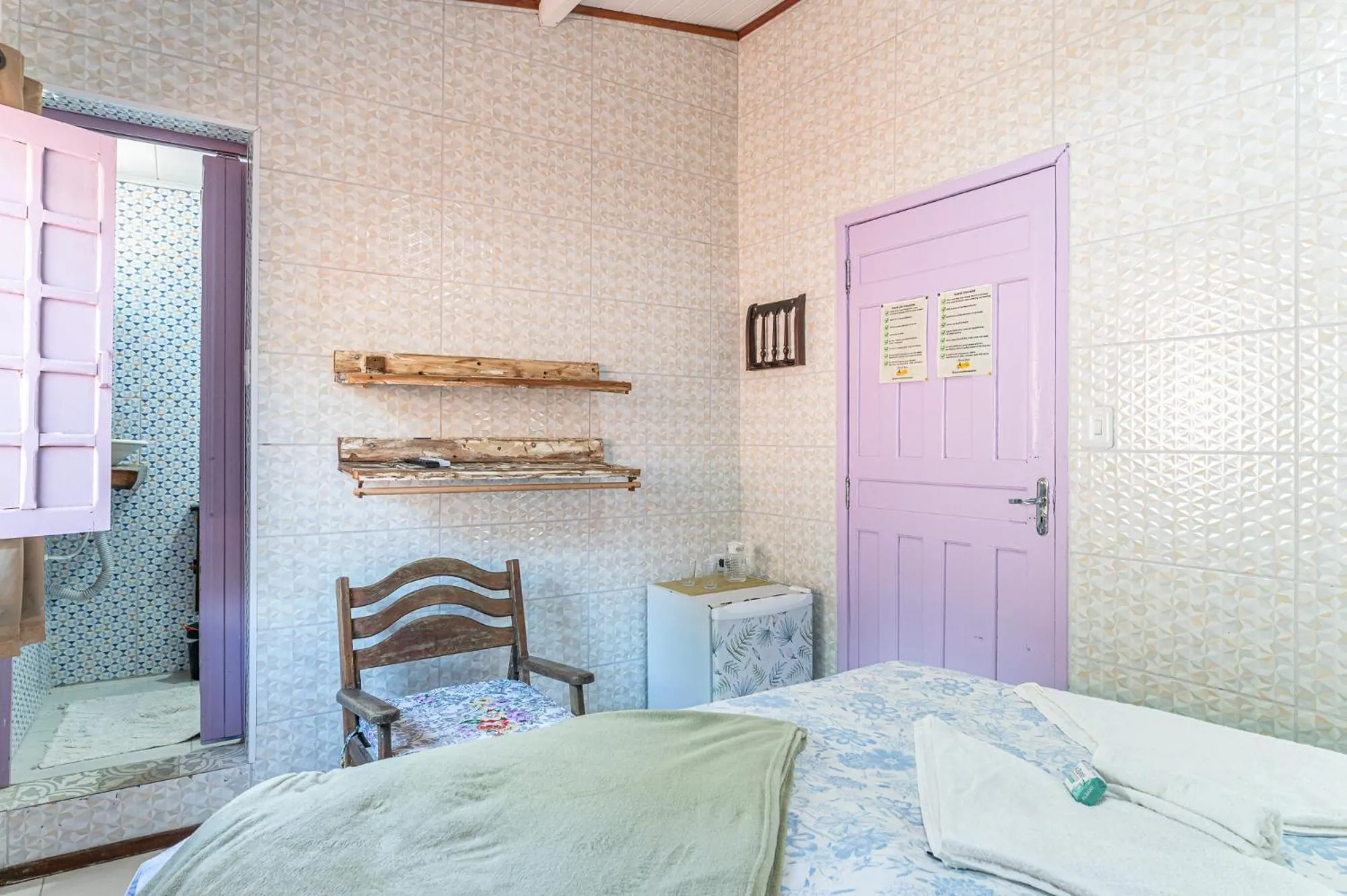Photo of the whole room, Bed in Pousada Flor de Olinda