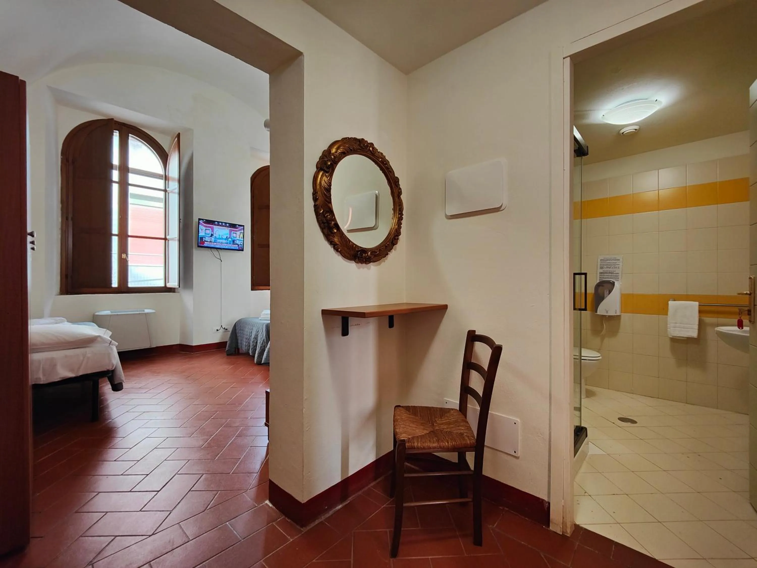 Photo of the whole room, Bed in Chiostro Delle Monache Hostel Volterra