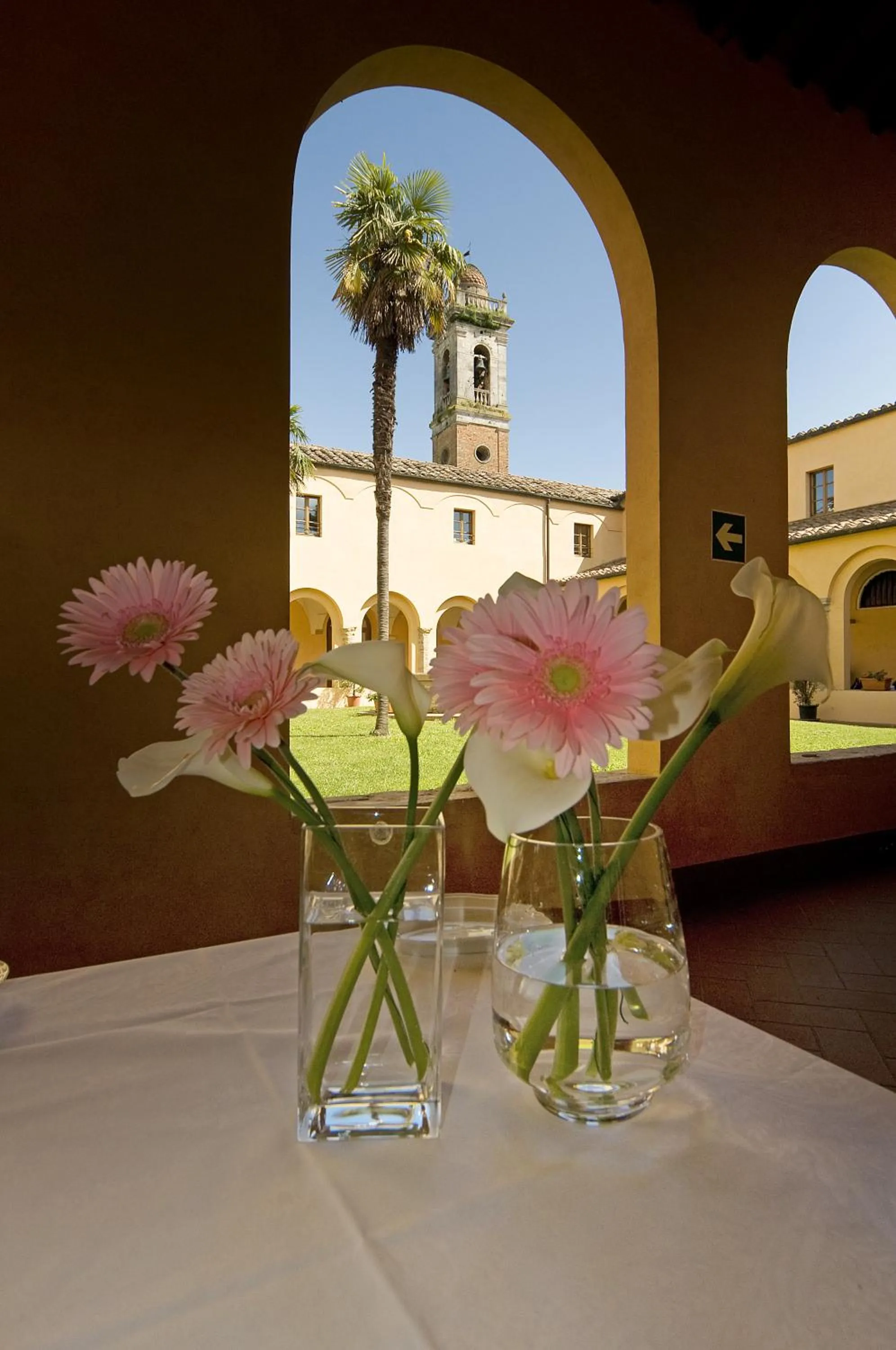 Garden in Chiostro Delle Monache Hostel Volterra