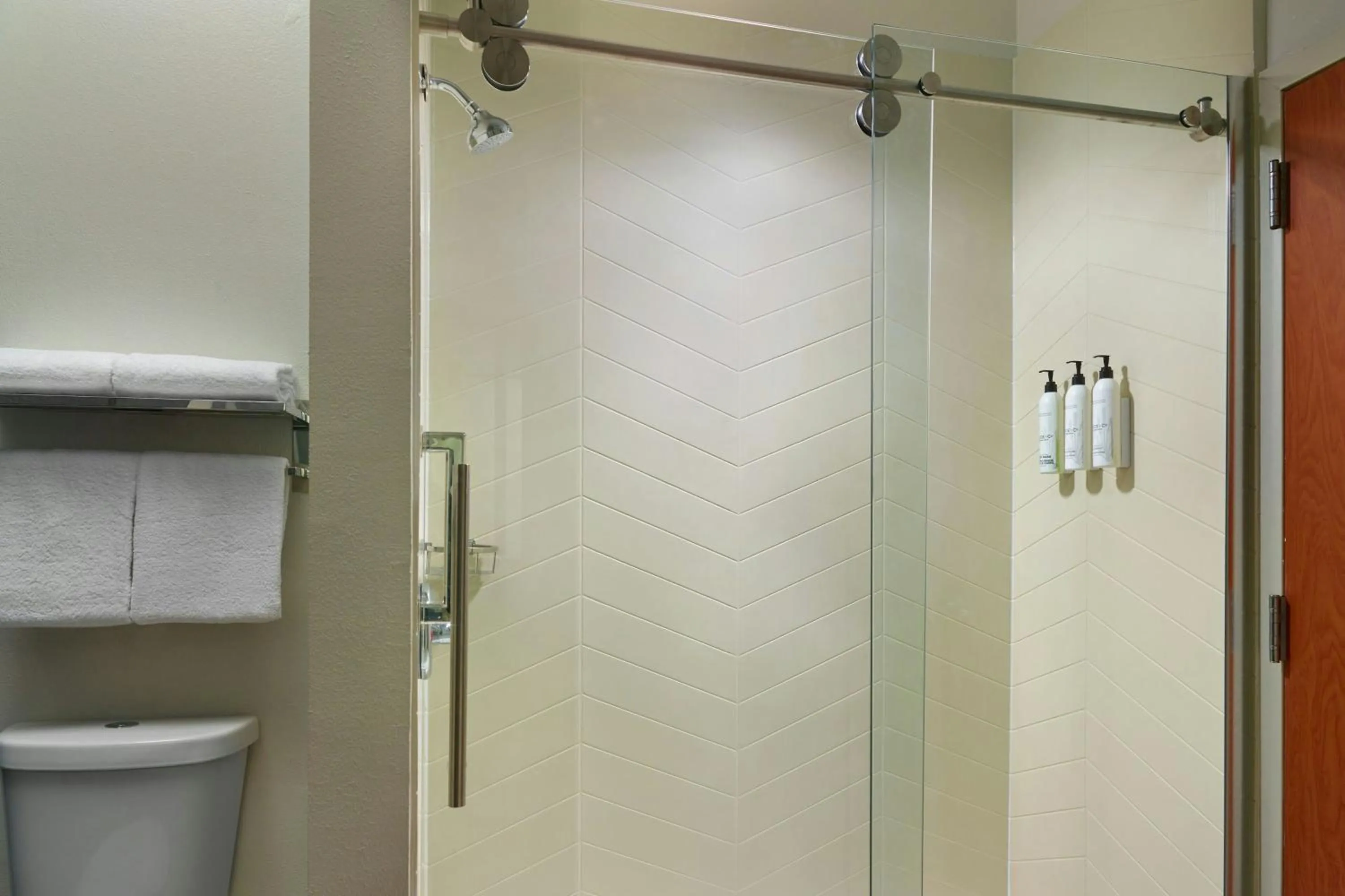 Bathroom in Fairfield Inn and Suites Charleston North/University Area