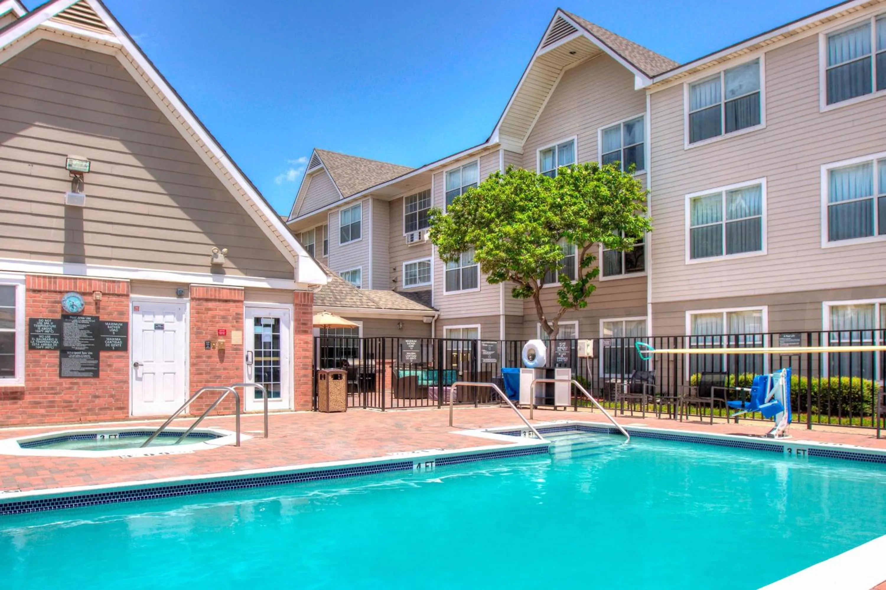 Swimming pool in Residence Inn by Marriott McAllen