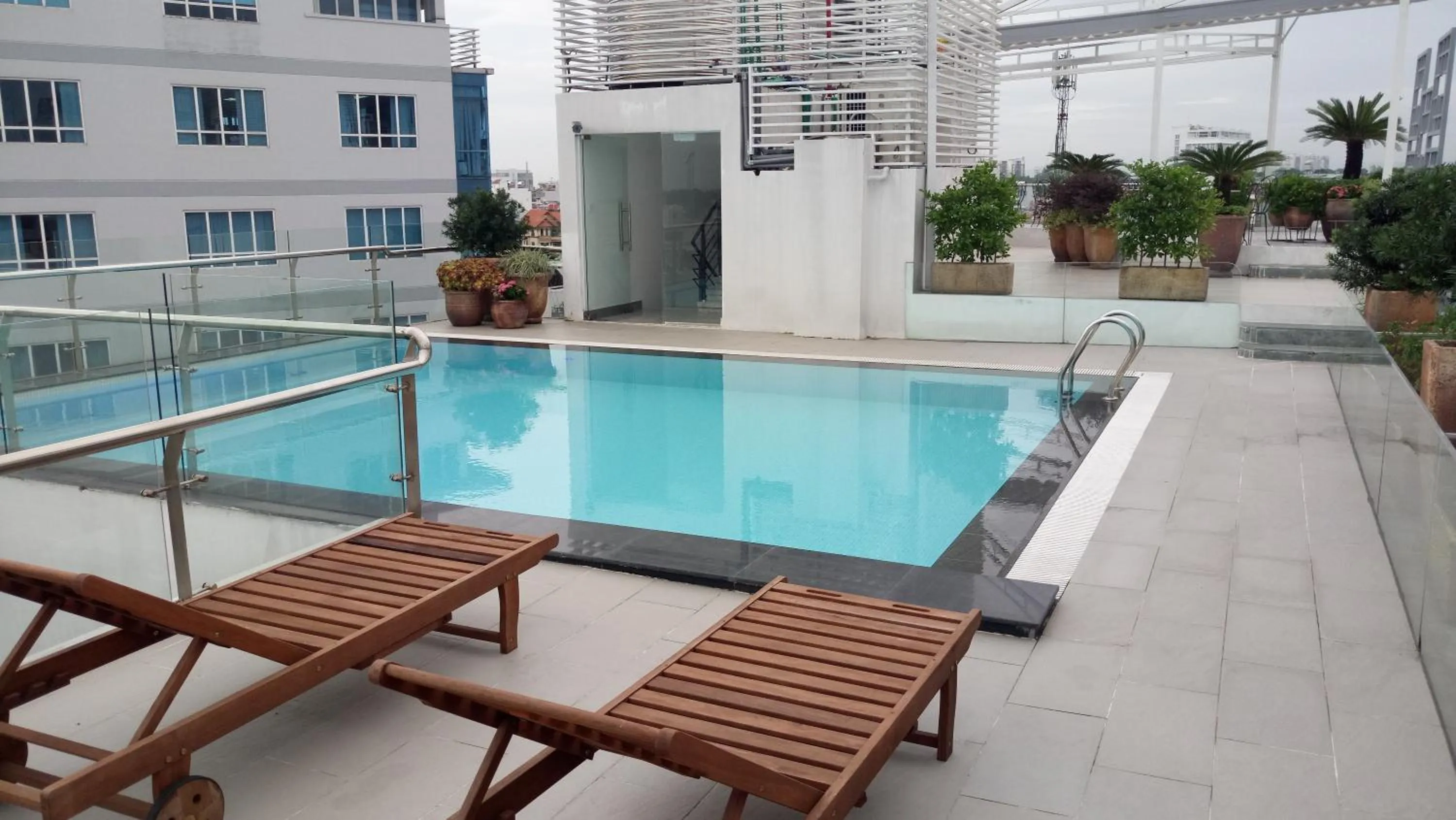 Swimming pool in Ciao SaiGon Hotel & Spa