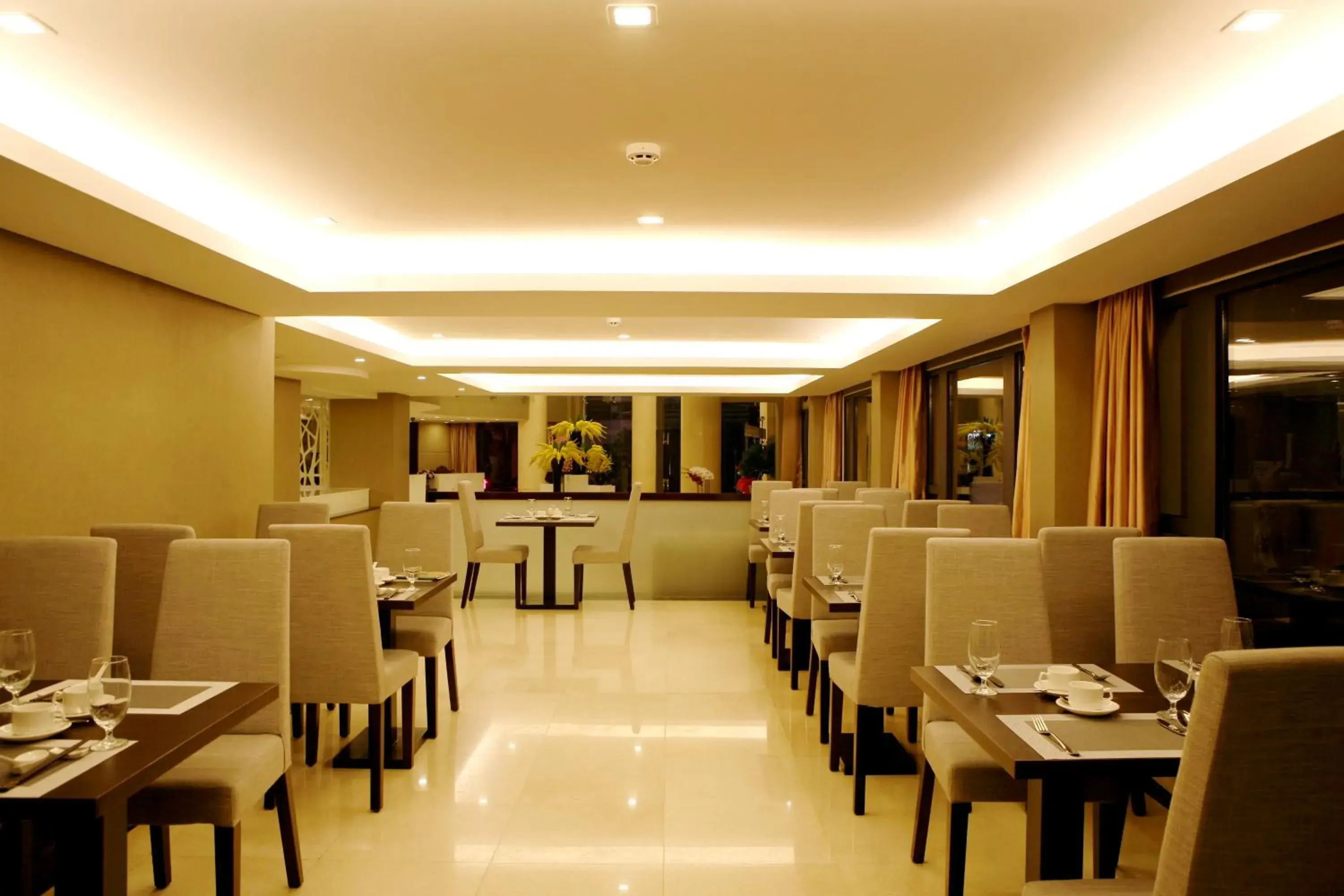 Restaurant/places to eat in Ciao SaiGon Hotel & Spa Restaurant/places to eat in Ciao SaiGon Hotel & Spa