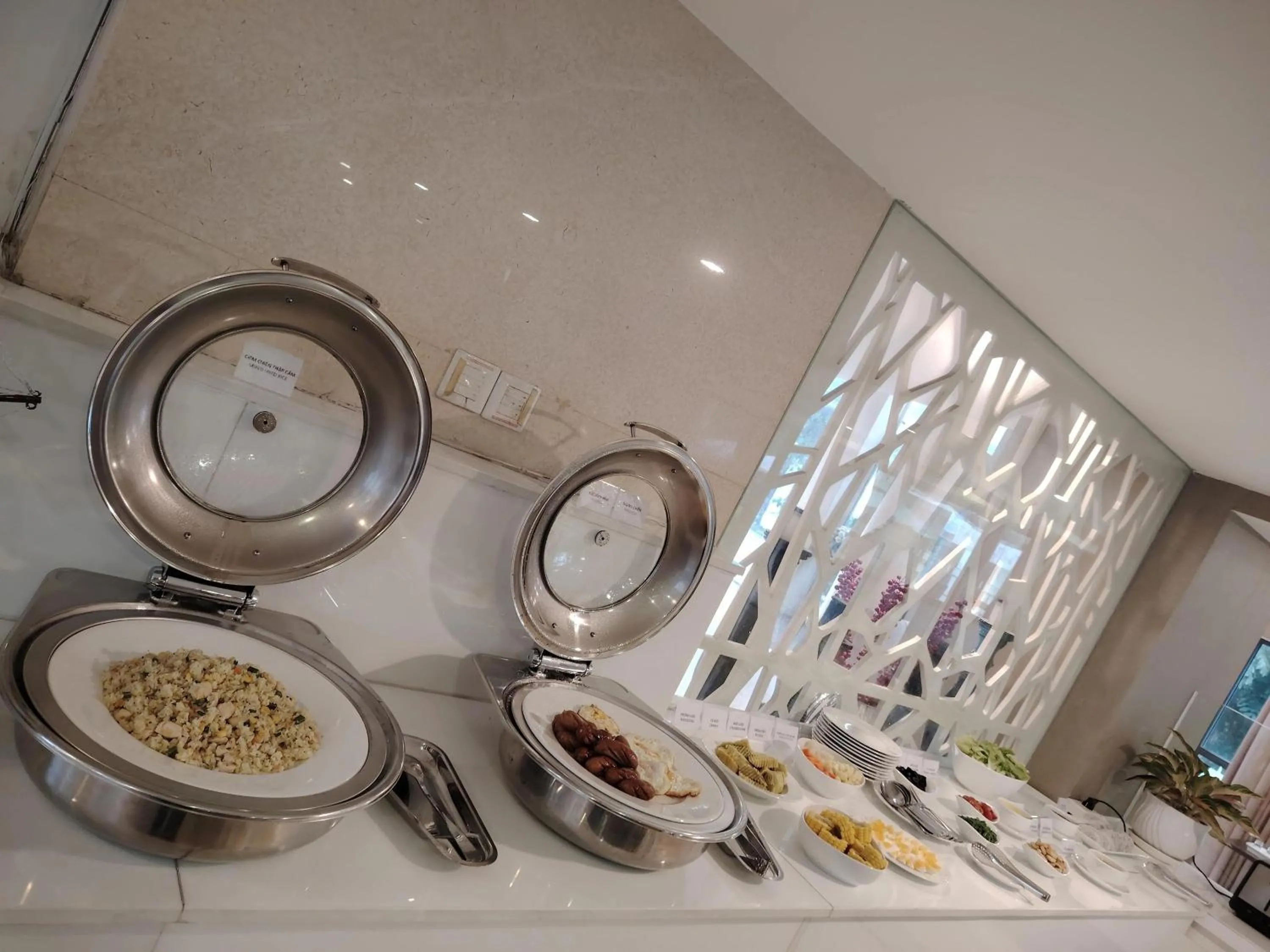 Restaurant/places to eat in Ciao SaiGon Hotel & Spa