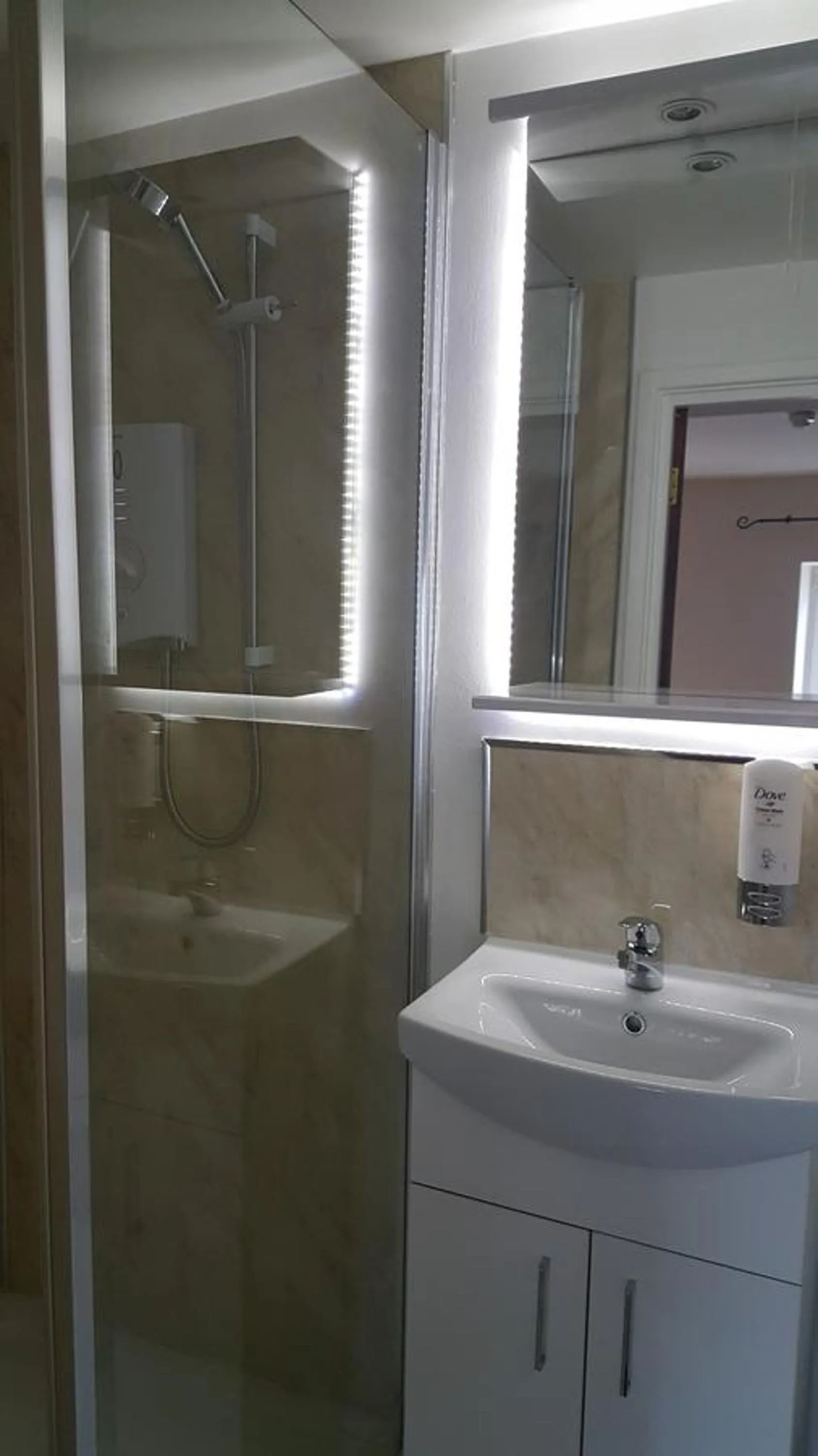 Bathroom in Roomz