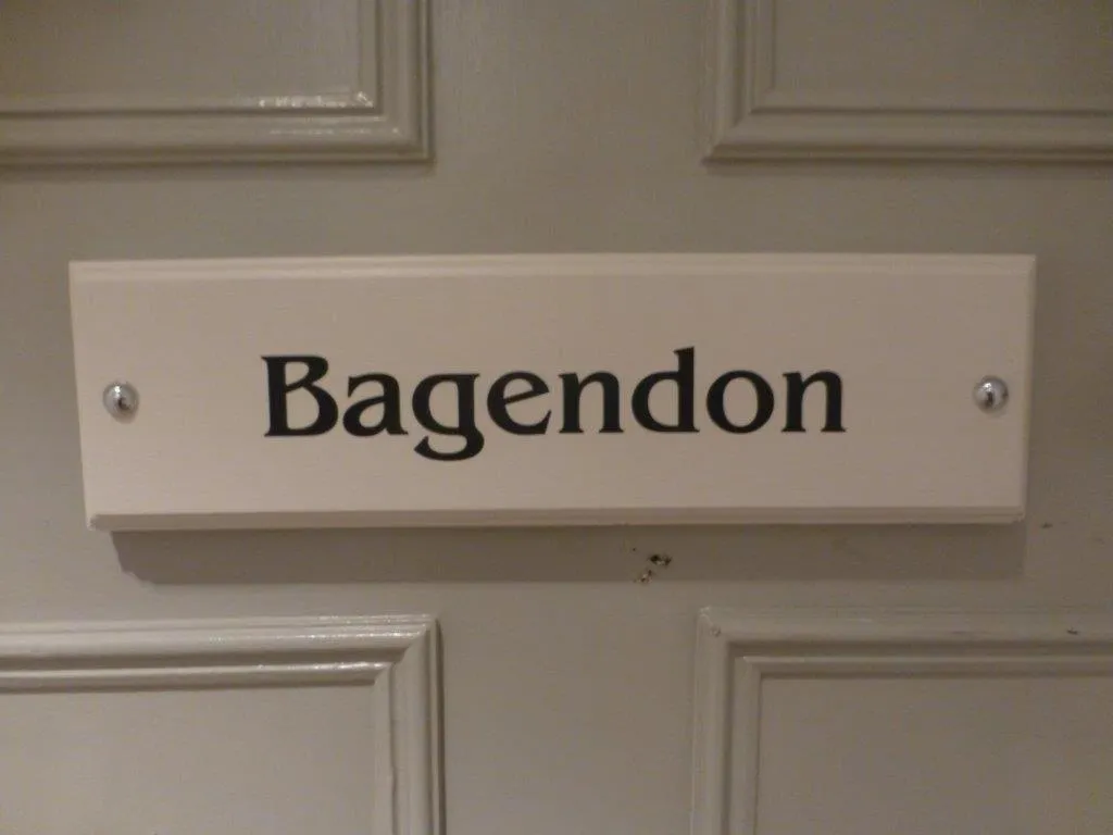 Bedroom in The Bathurst Arms