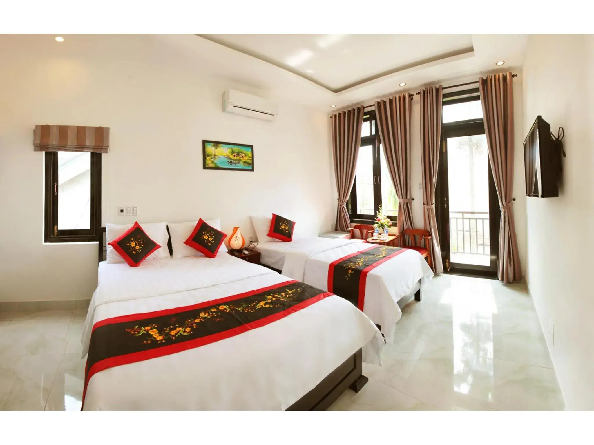 Triple Room with Balcony in Sunny Garden Homestay Triple Room with Balcony in Sunny Garden Homestay