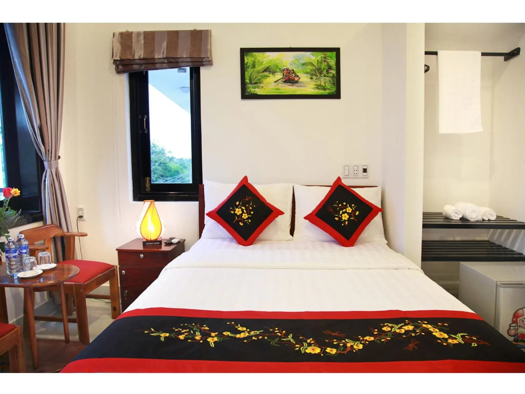 Deluxe Double Room with Balcony in Sunny Garden Homestay Deluxe Double Room with Balcony in Sunny Garden Homestay