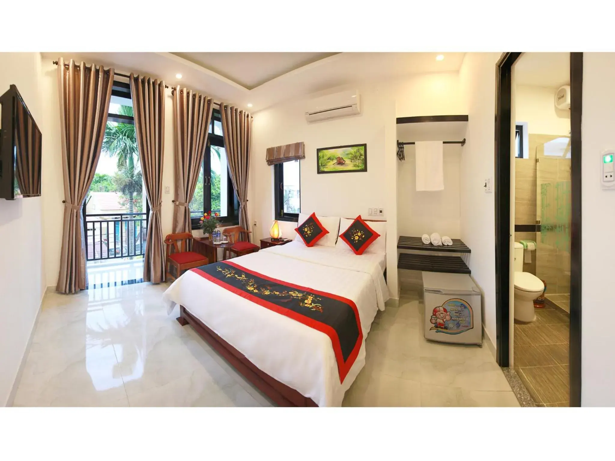 Deluxe Double Room with Balcony in Sunny Garden Homestay Deluxe Double Room with Balcony in Sunny Garden Homestay