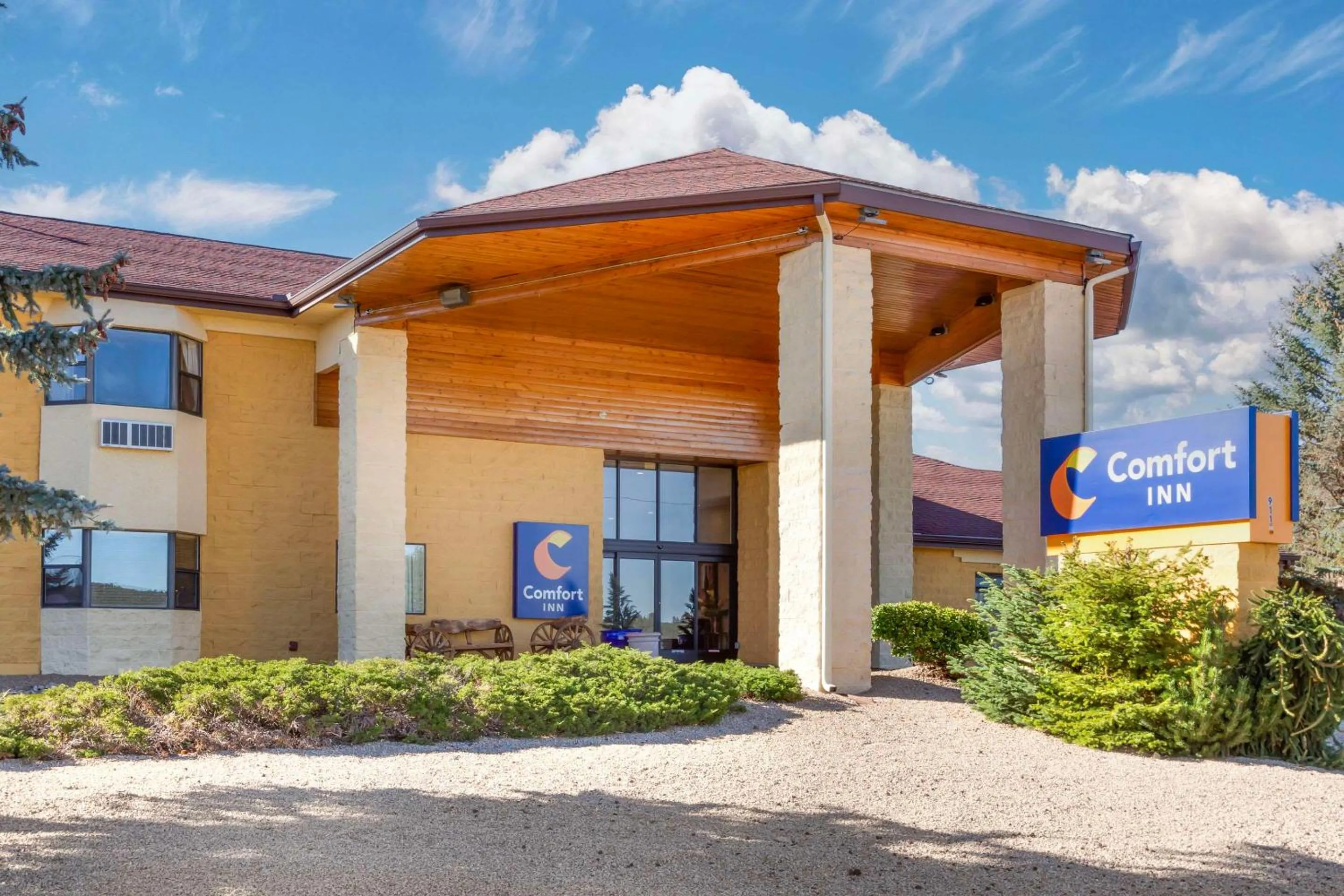 Property building in Comfort Inn Near Grand Canyon
