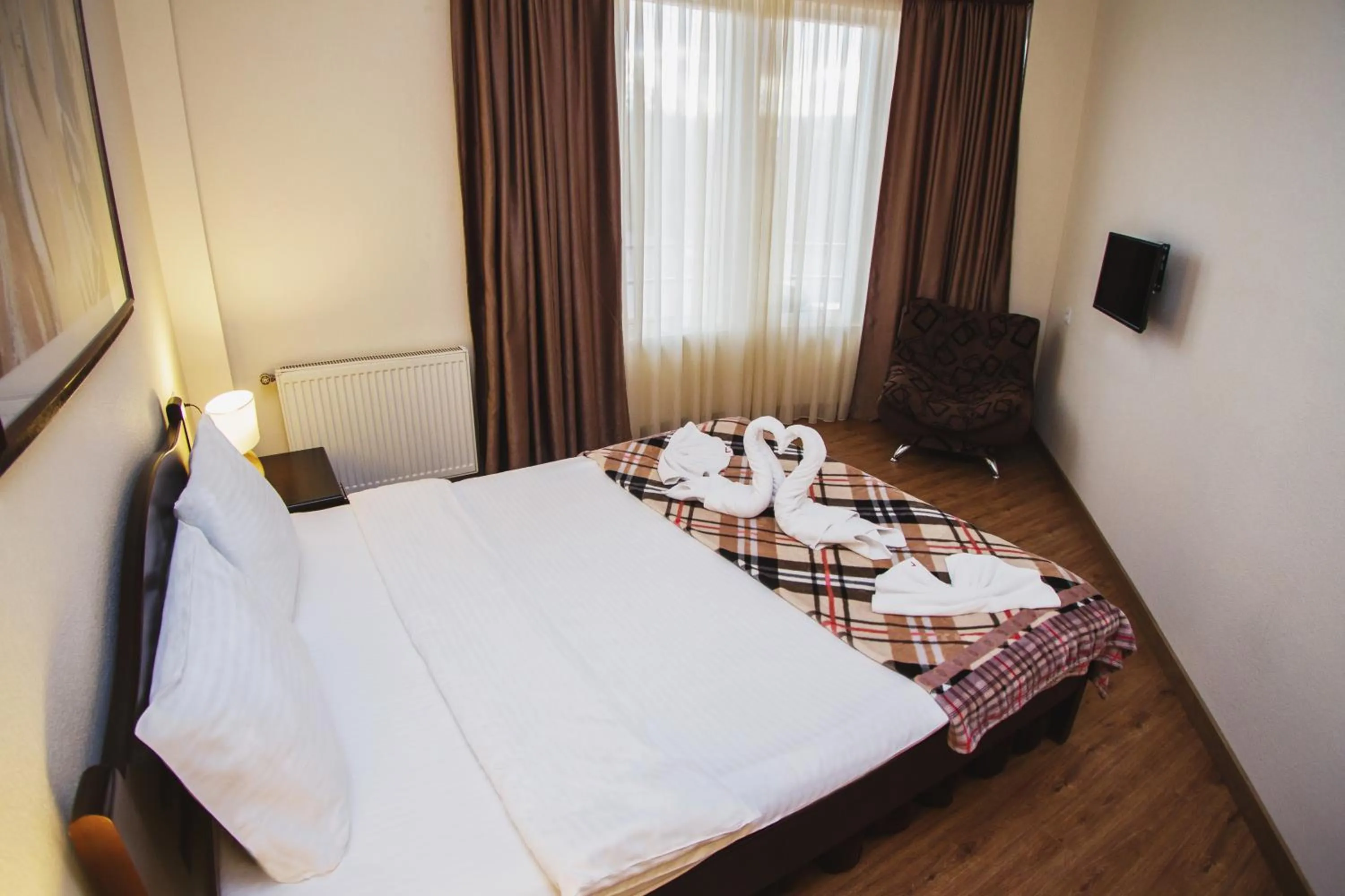 Bedroom, Bed in Hotel Lux