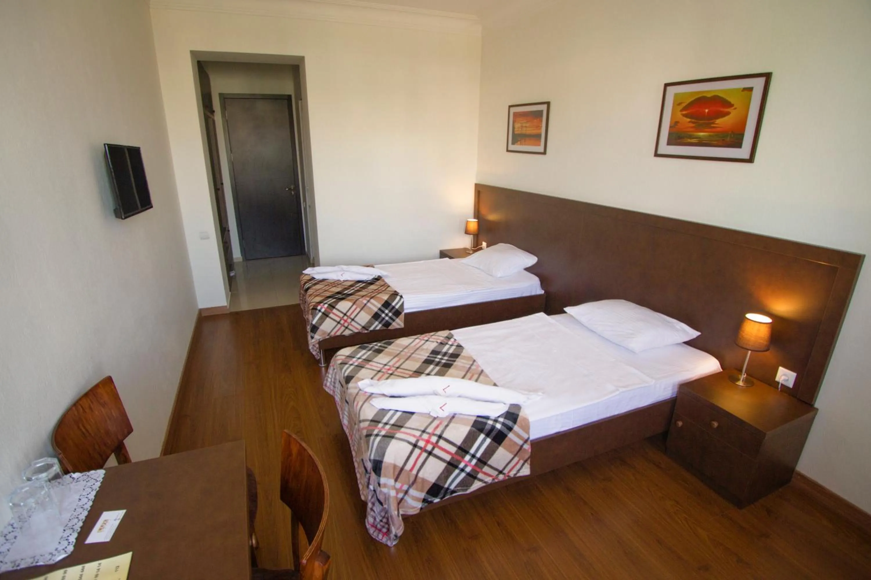 Bedroom, Bed in Hotel Lux