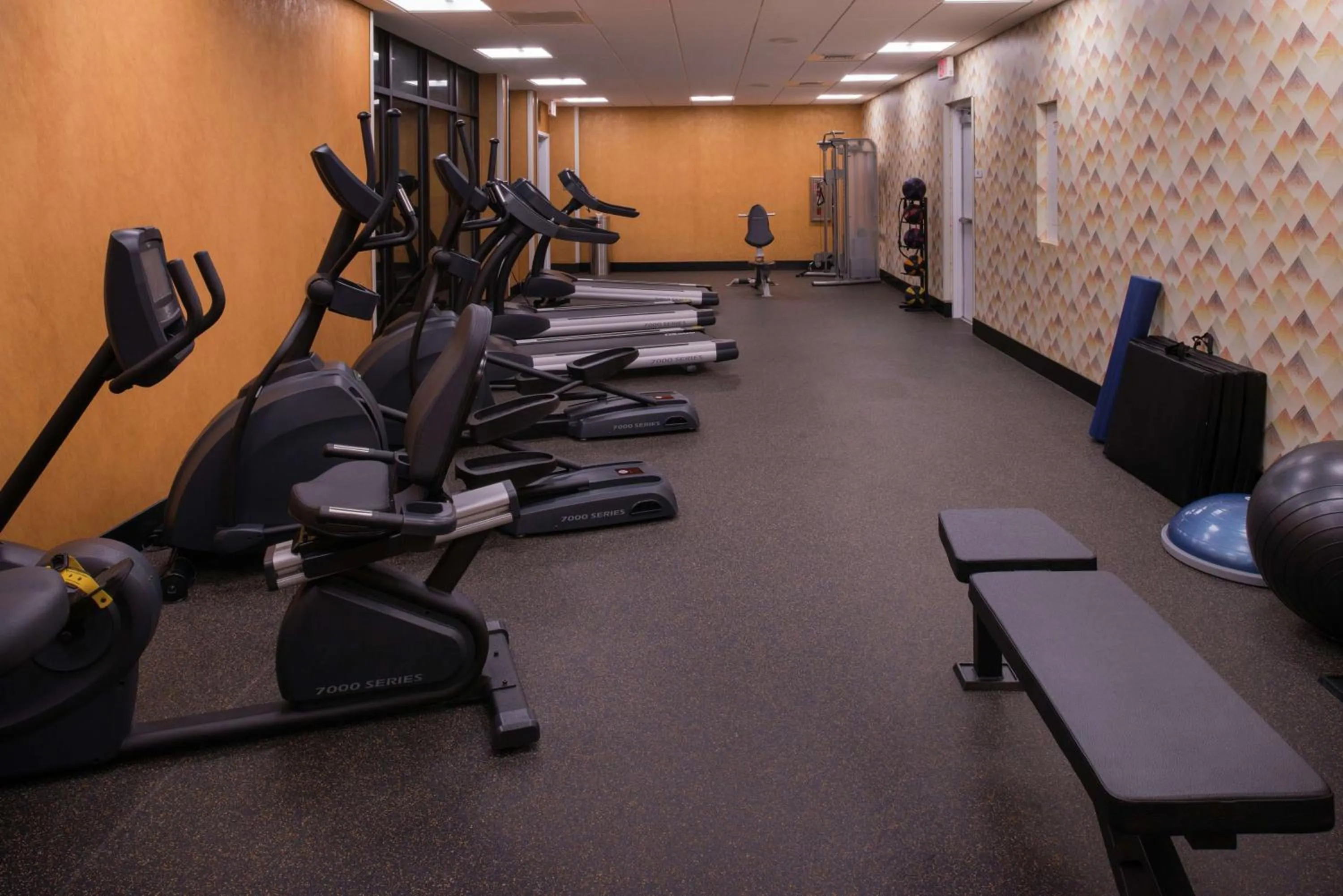 Fitness centre/facilities in Doubletree By Hilton Raleigh Crabtree Valley