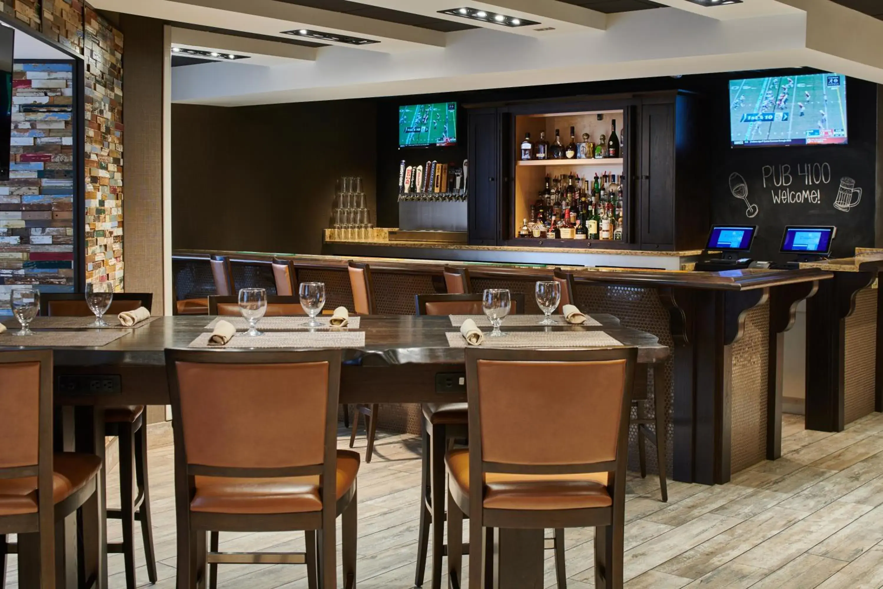 Breakfast in Doubletree By Hilton Raleigh Crabtree Valley Breakfast in Doubletree By Hilton Raleigh Crabtree Valley