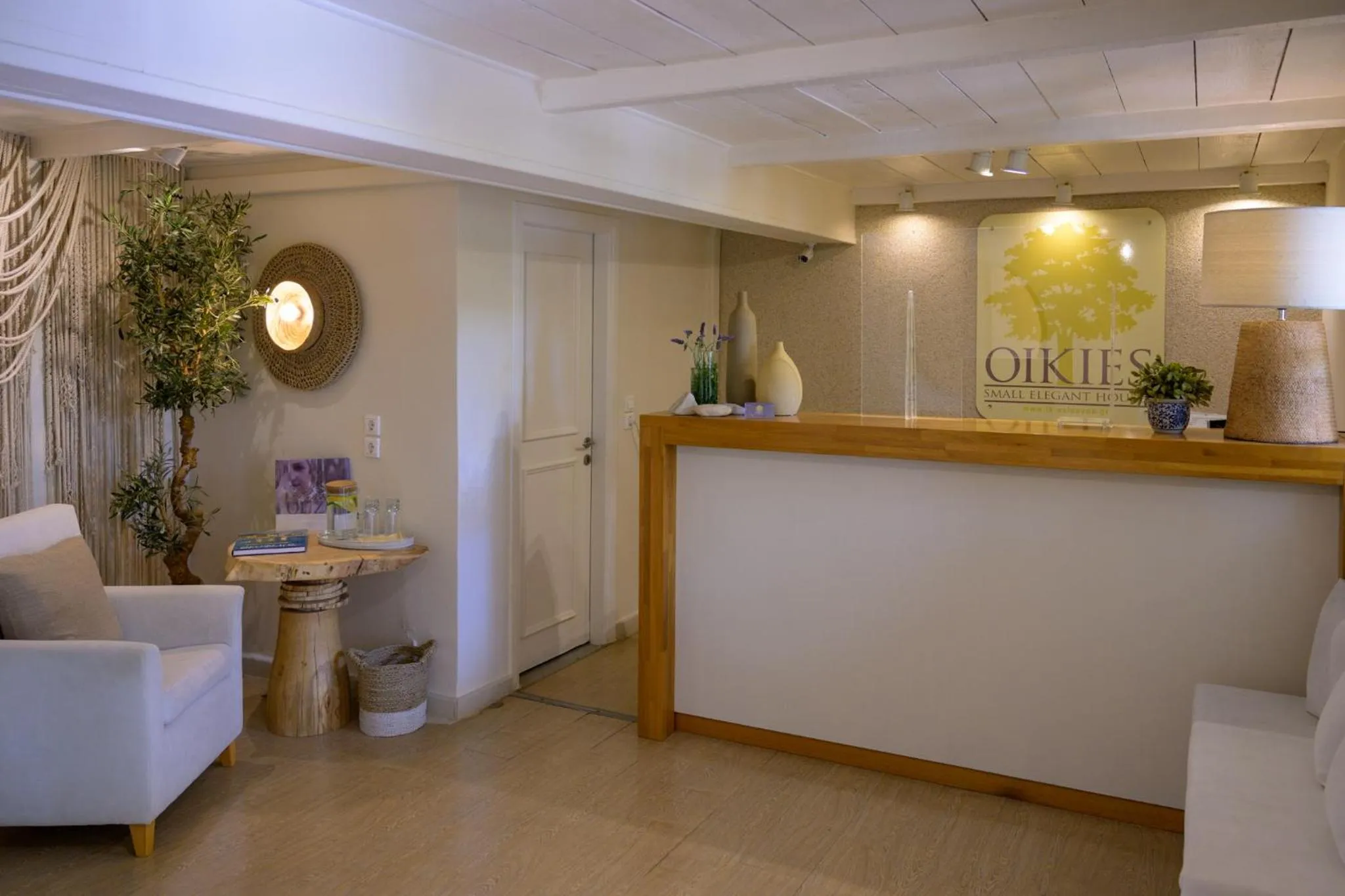 Oikies Small Elegant Houses