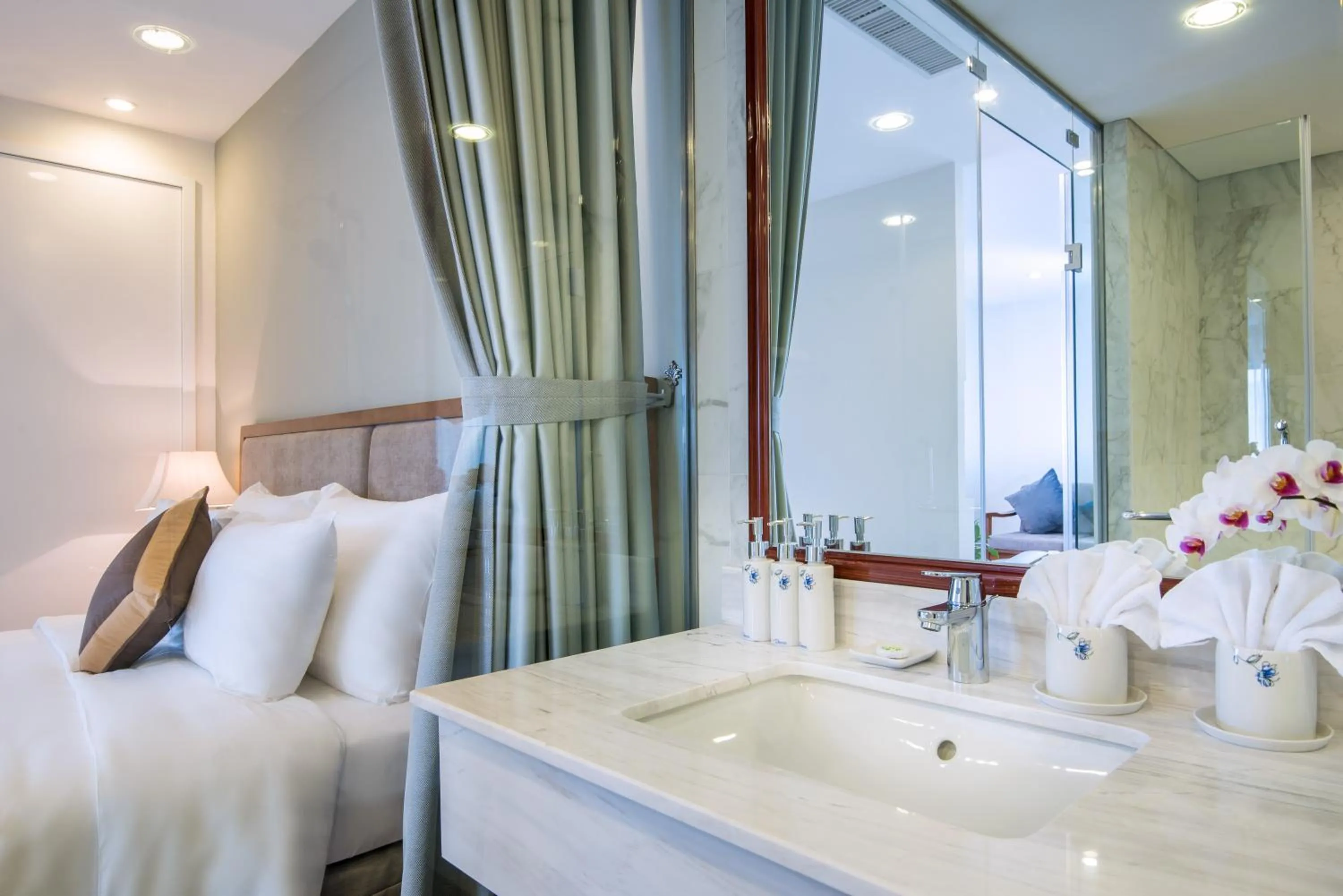 bunk bed, Bed in Dream Hotel and Apartment