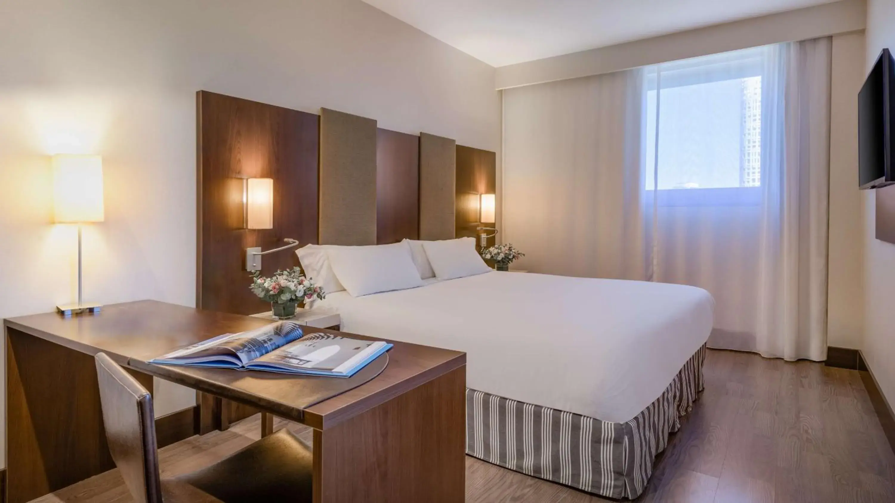 Bedroom, Bed in NH Campo de Gibraltar Bedroom, Bed in NH Campo de Gibraltar