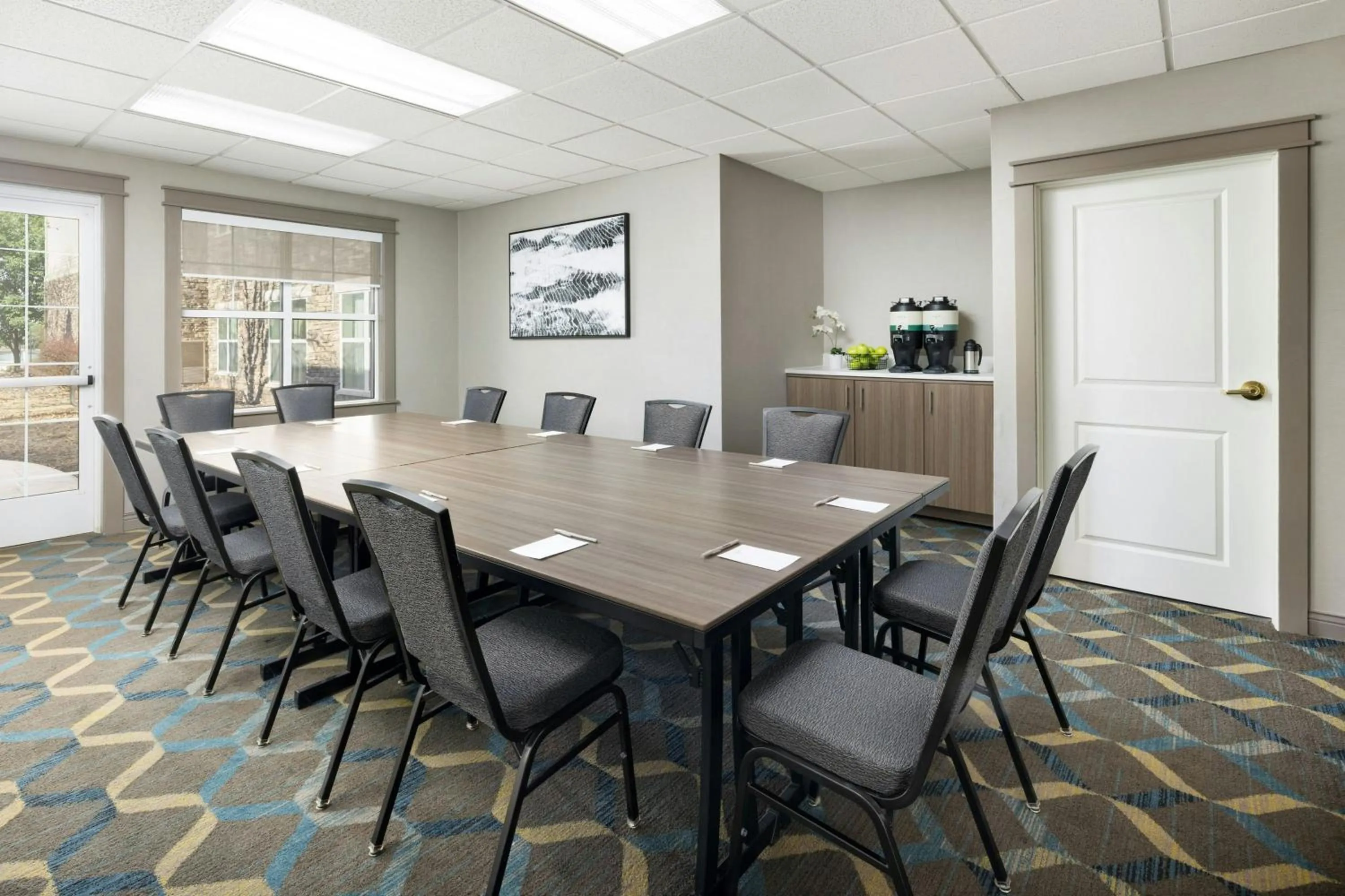 Meeting/conference room in Residence Inn Des Moines West at Jordan Creek Town Center