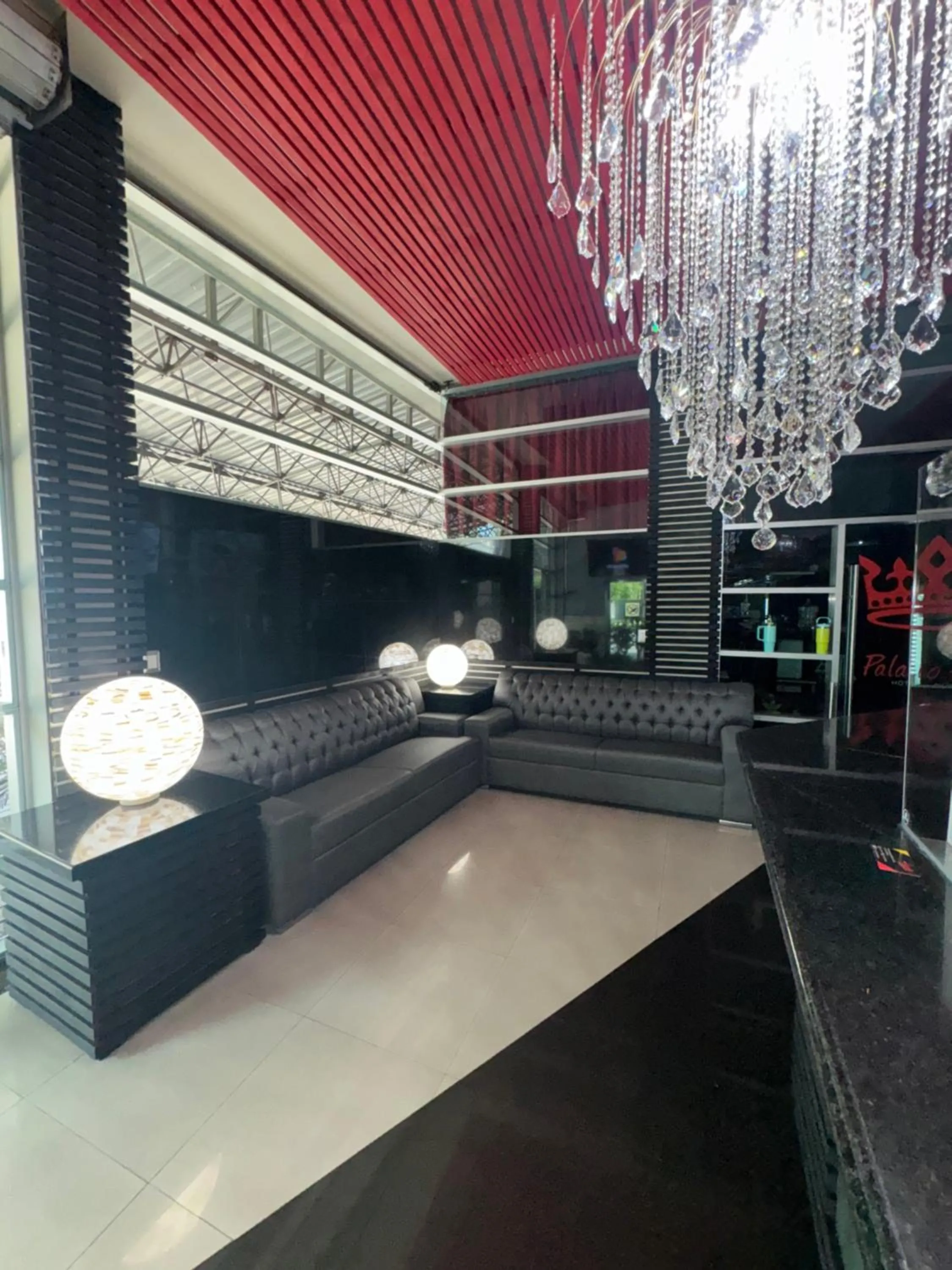 Palacio Rojo Hotel Familiar