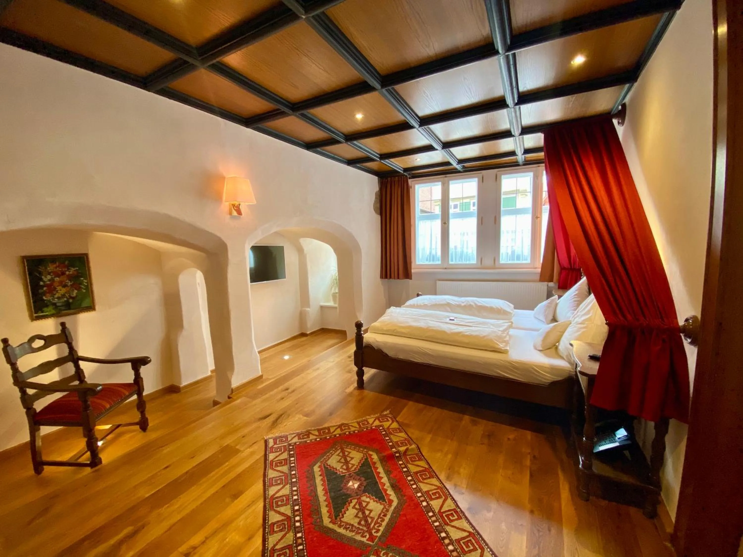 Photo of the whole room, Bed in Hotel Deutsches Haus