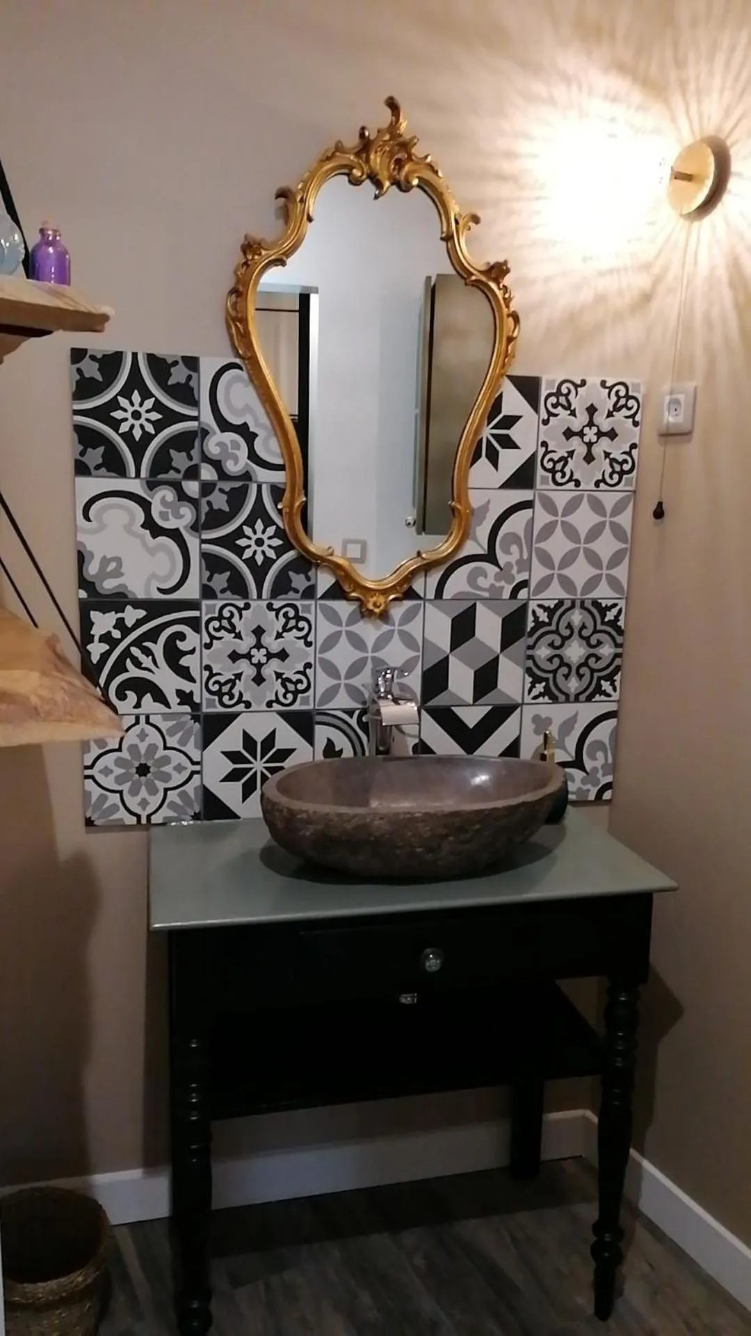 Bathroom in Aquarelle