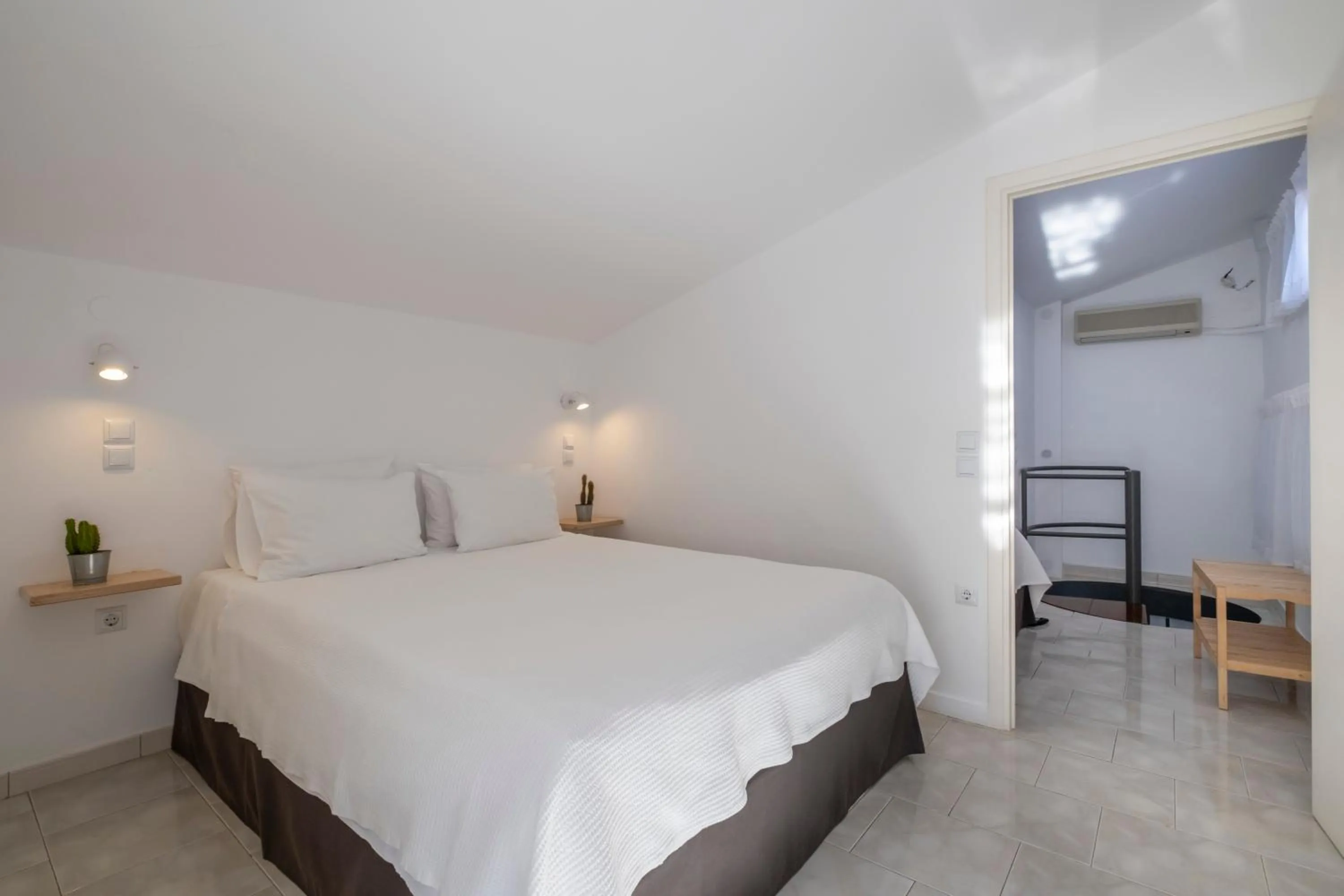 Bedroom, Bed in Meli Apartments & Villas