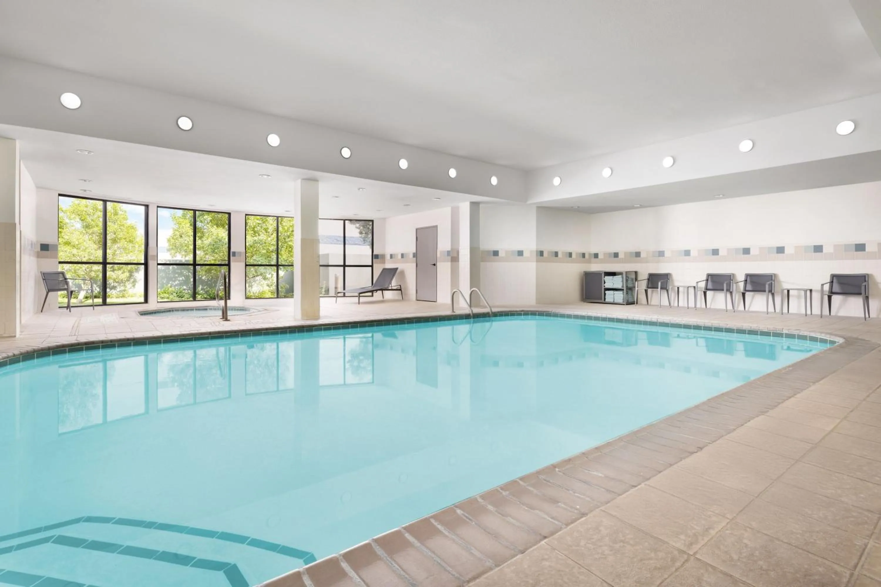 Swimming pool in Courtyard by Marriott Amarillo West/Medical Center