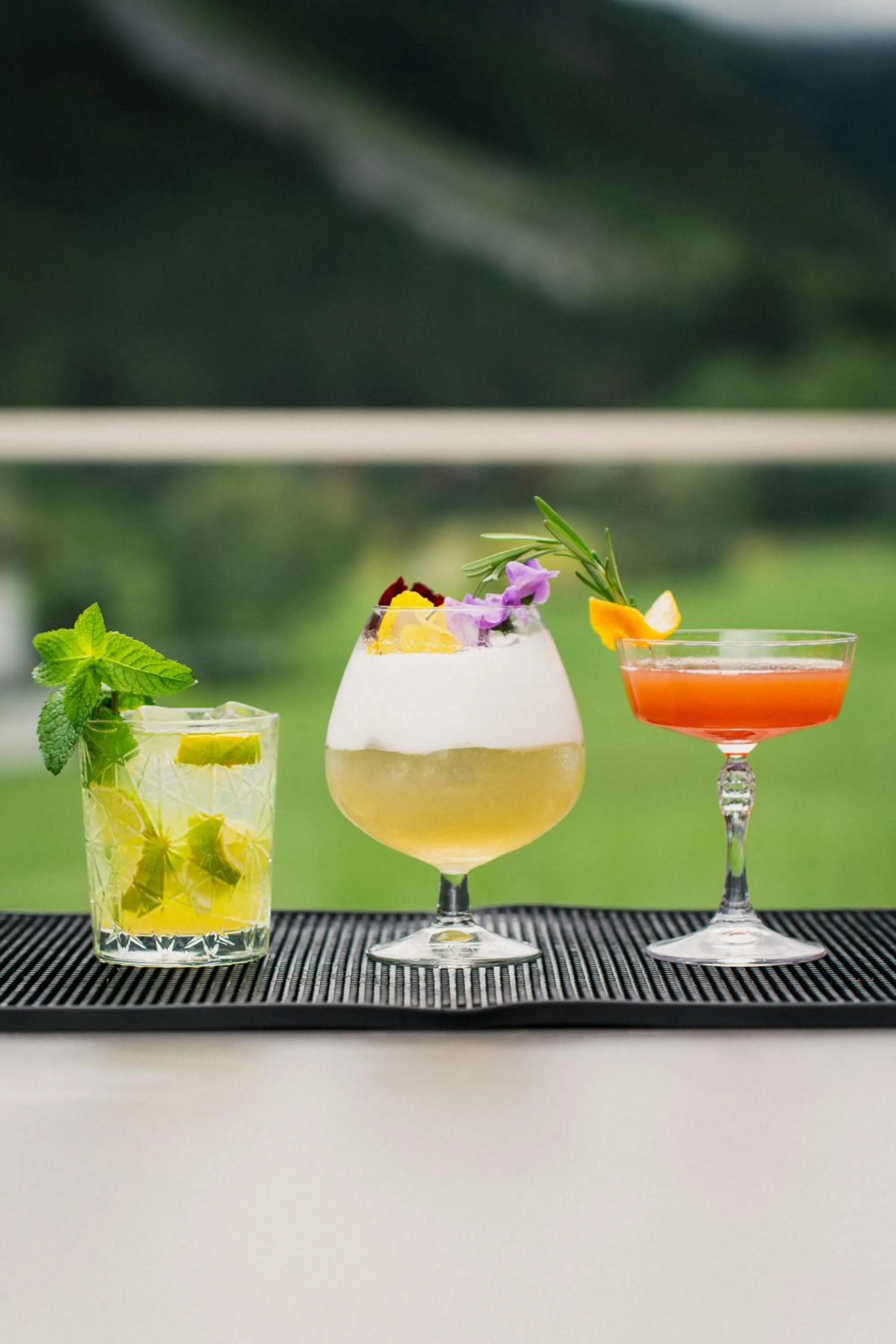 Lounge or bar in Alpinhotel Berghaus spa