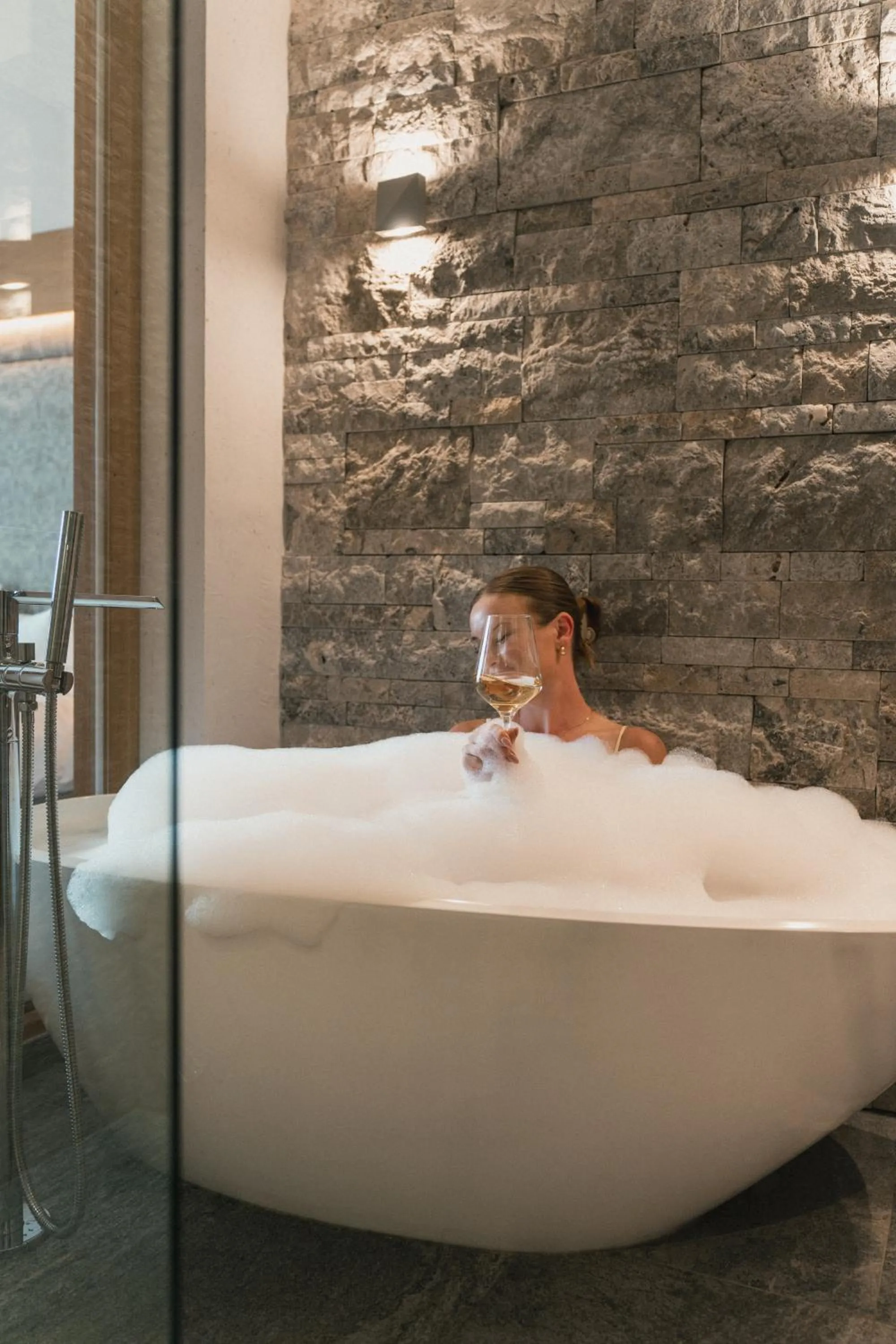 People in Alpinhotel Berghaus spa