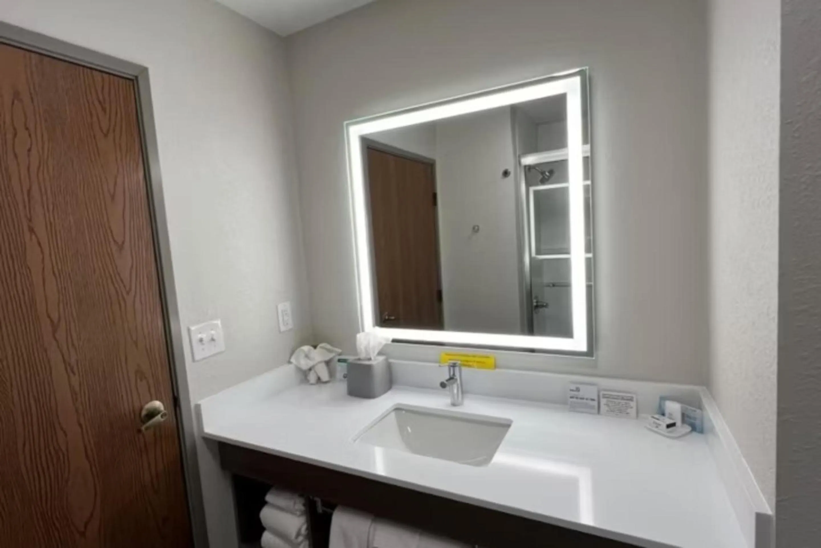 Bathroom in Holiday Inn Express Hotel & Suites Dubois by IHG