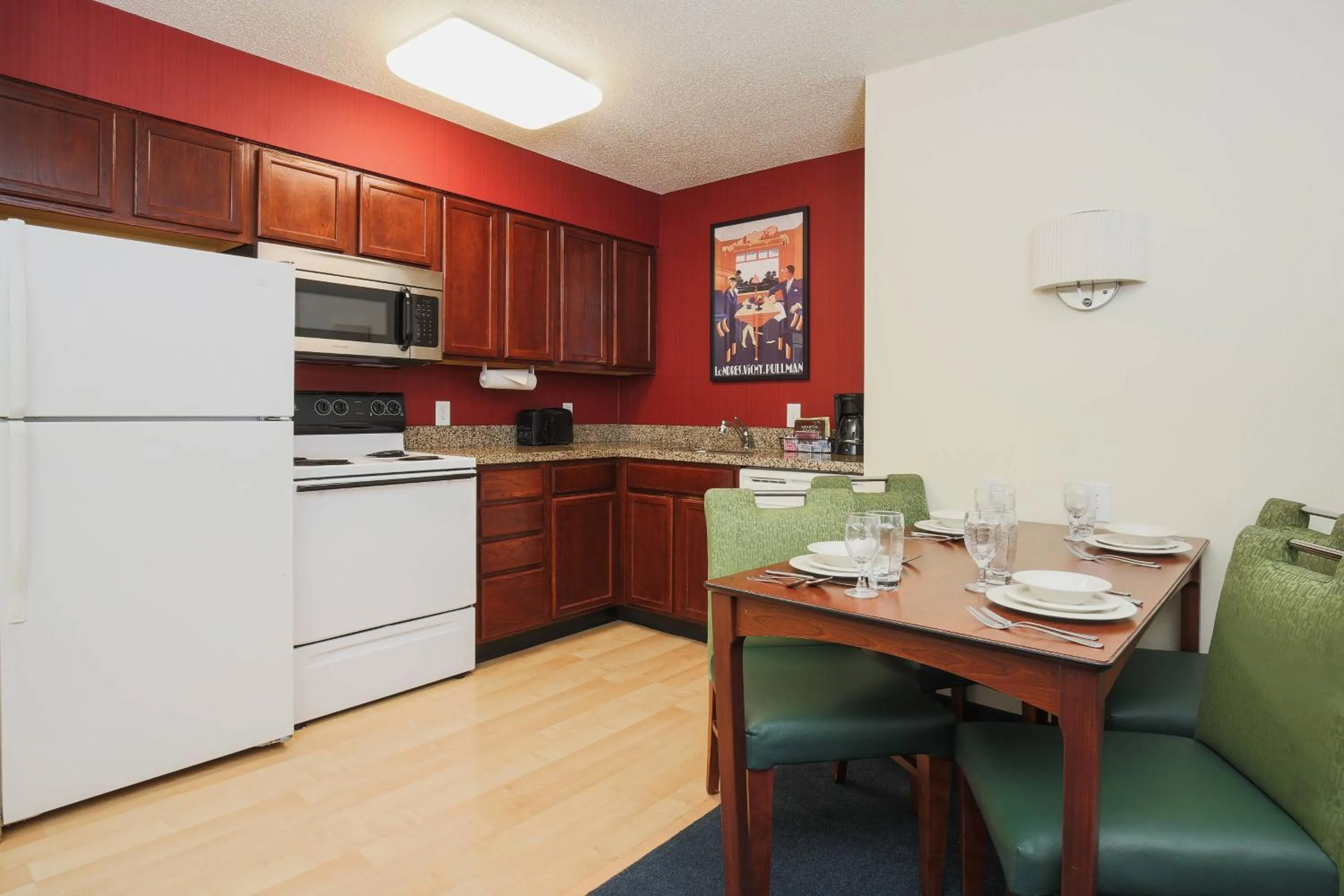 Bedroom in Residence Inn by Marriott Flint Grand Blanc