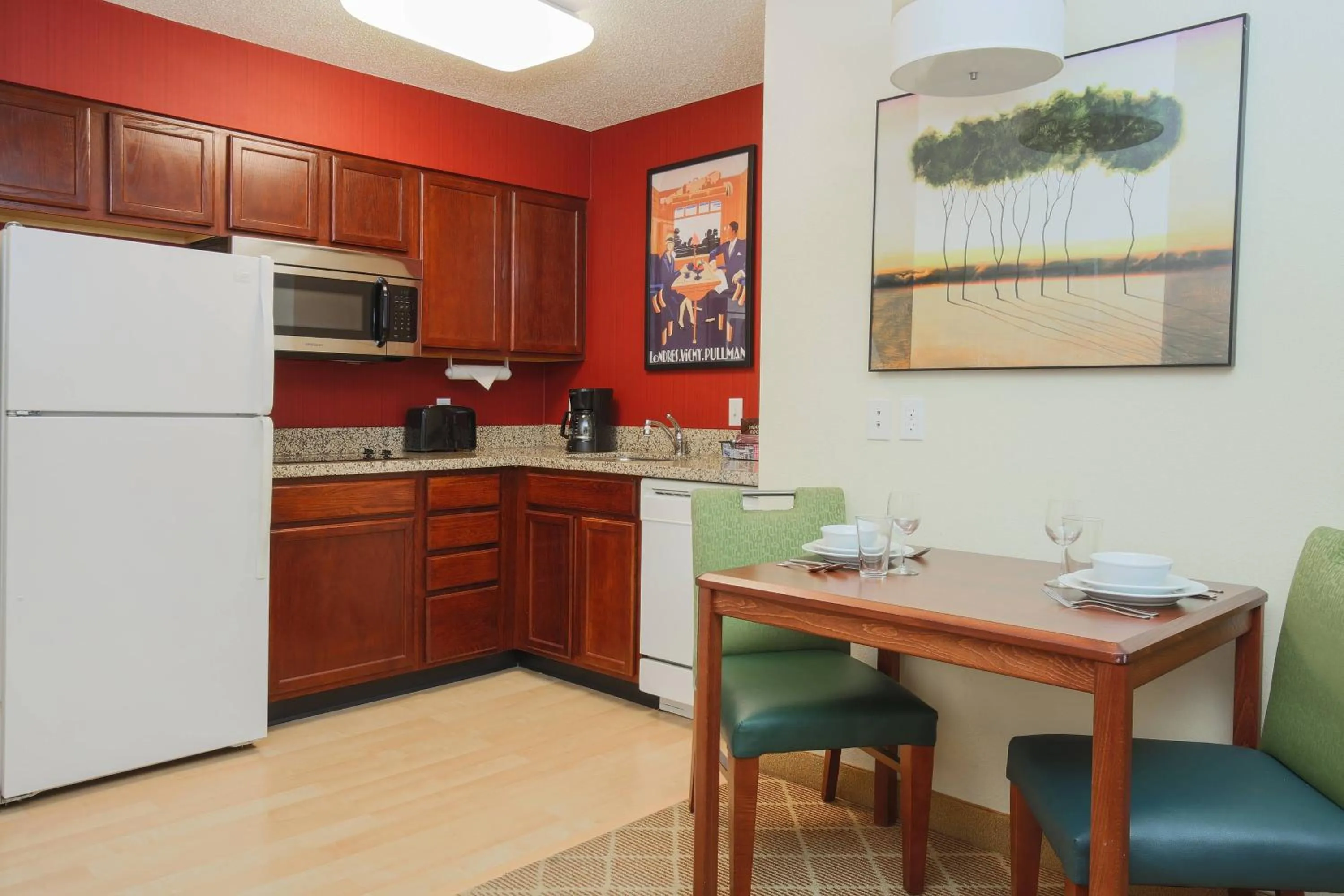 Kitchen or kitchenette in Residence Inn by Marriott Flint Grand Blanc