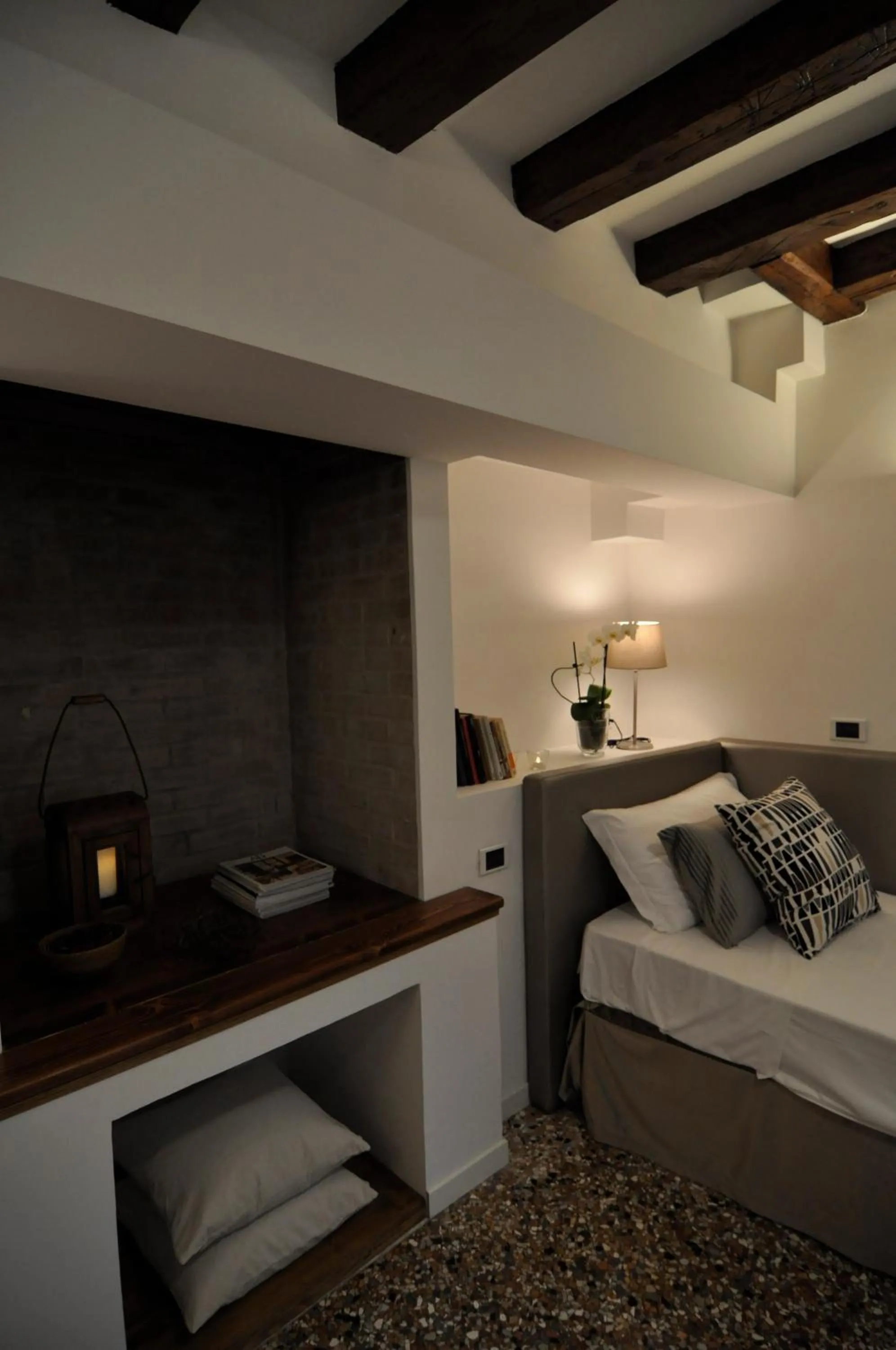 Bedroom, Bed in Casa Colleoni