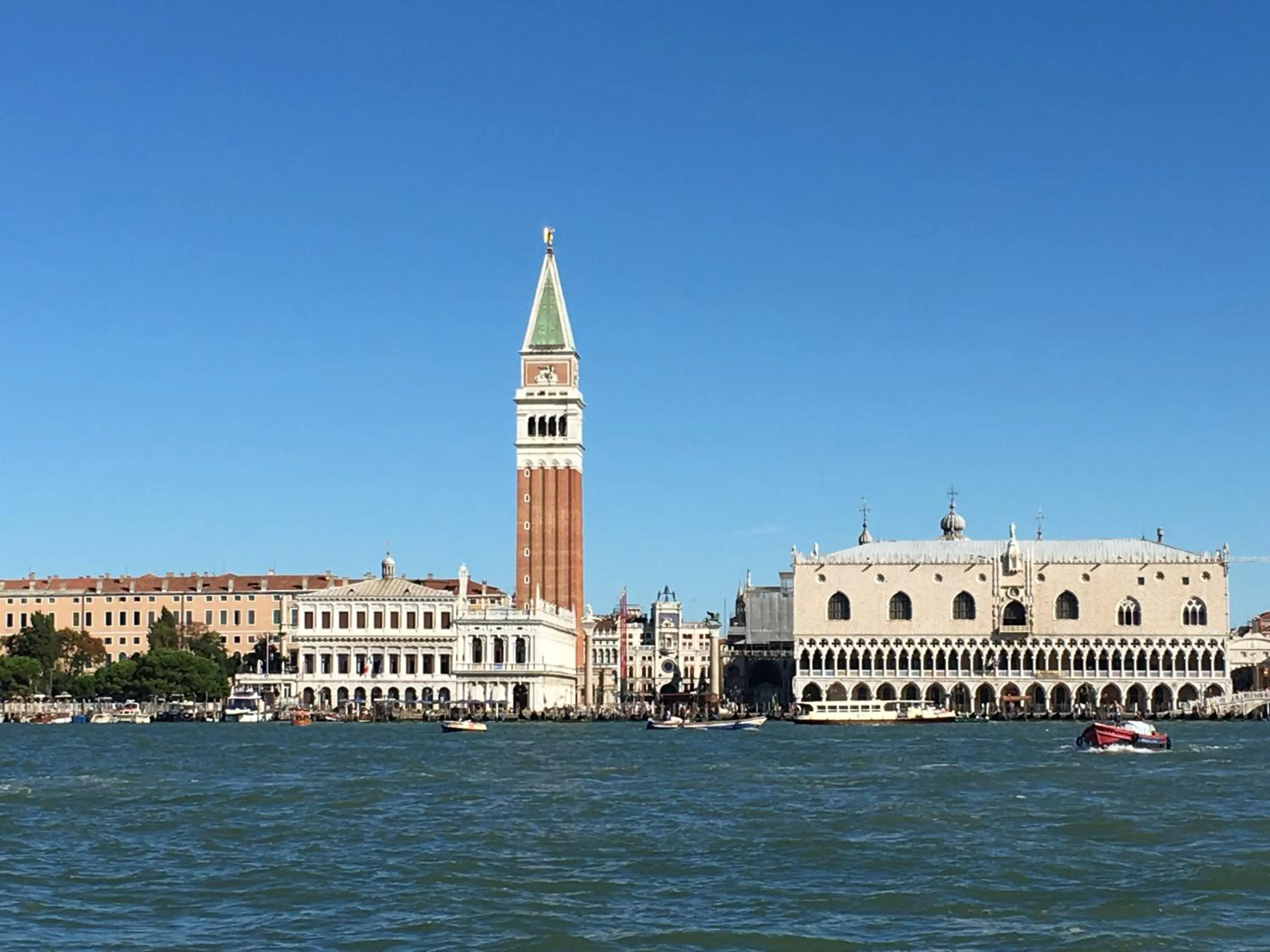 Nearby landmark in Casa Colleoni