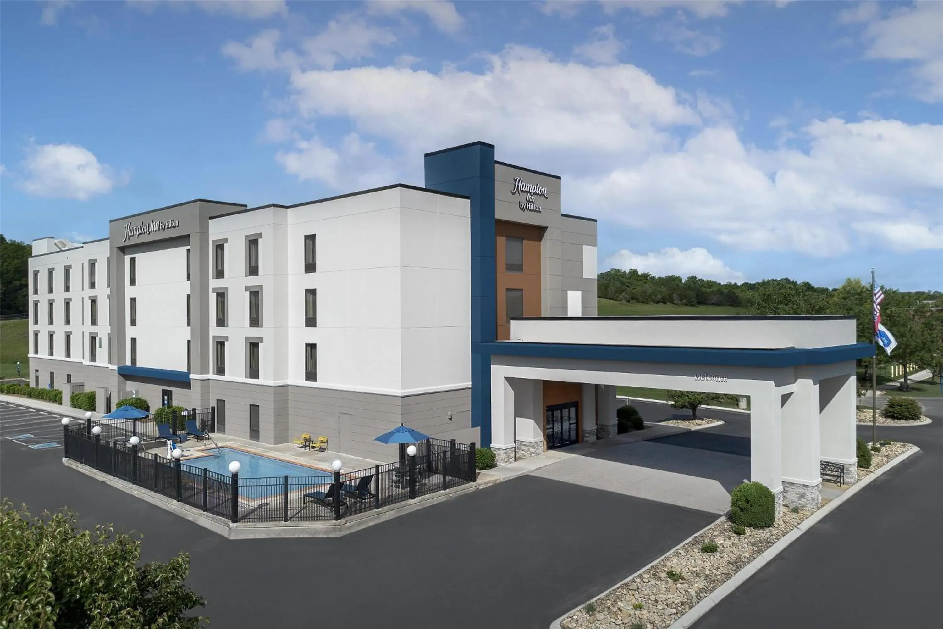 Property building in Hampton Inn Lenoir City Property building in Hampton Inn Lenoir City