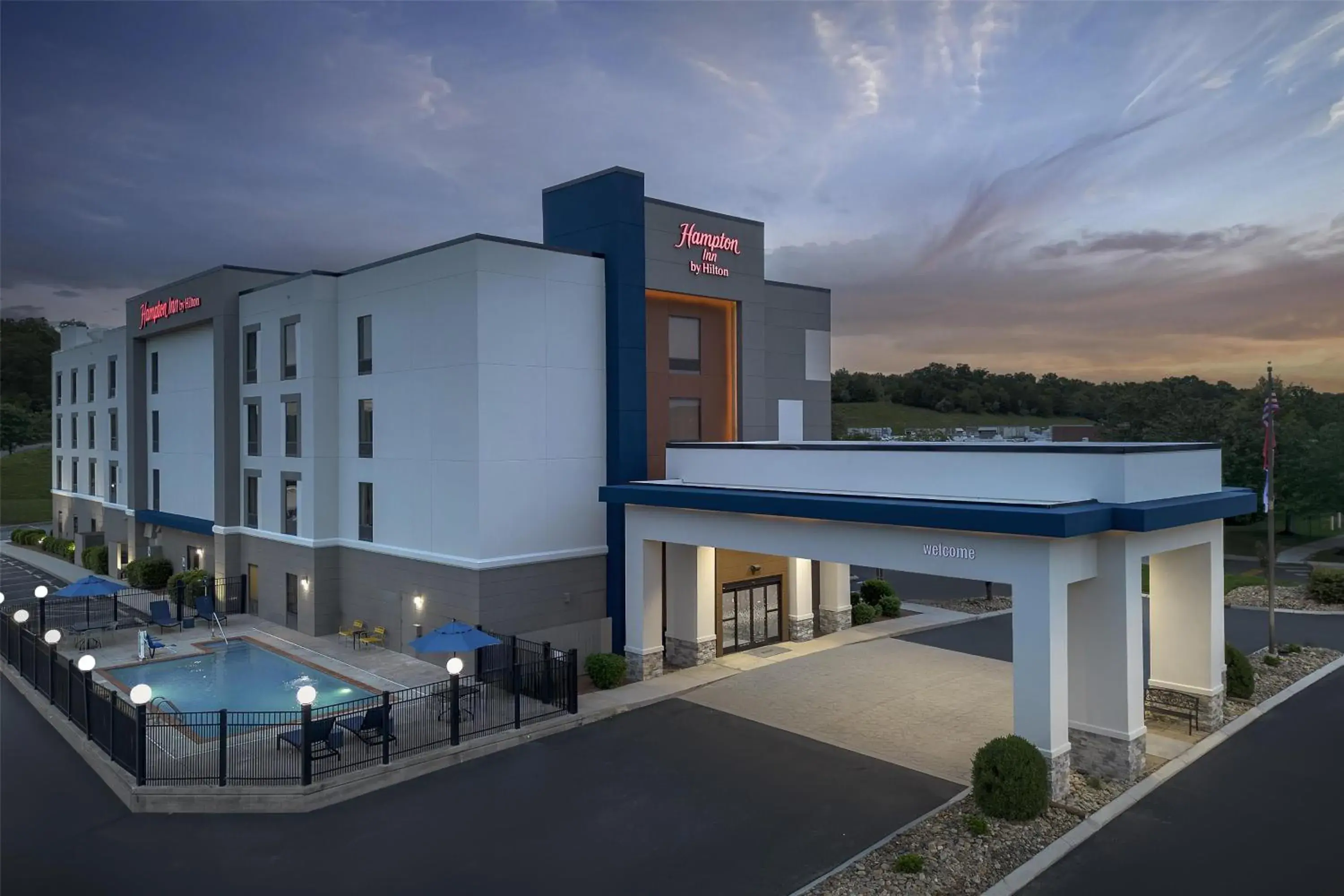 Property building in Hampton Inn Lenoir City Property building in Hampton Inn Lenoir City