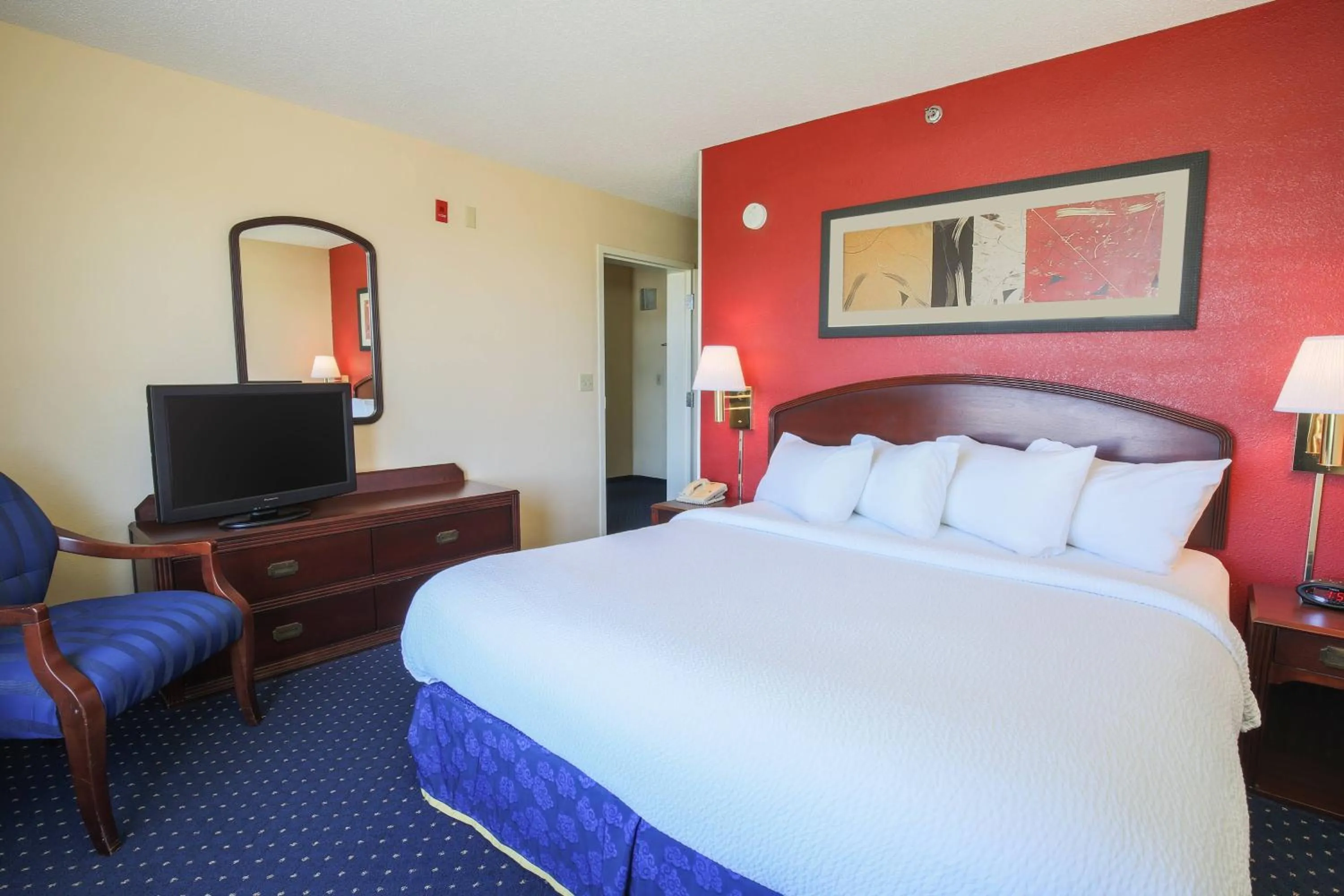 Bedroom, Bed in Courtyard by Marriott Flint Grand Blanc