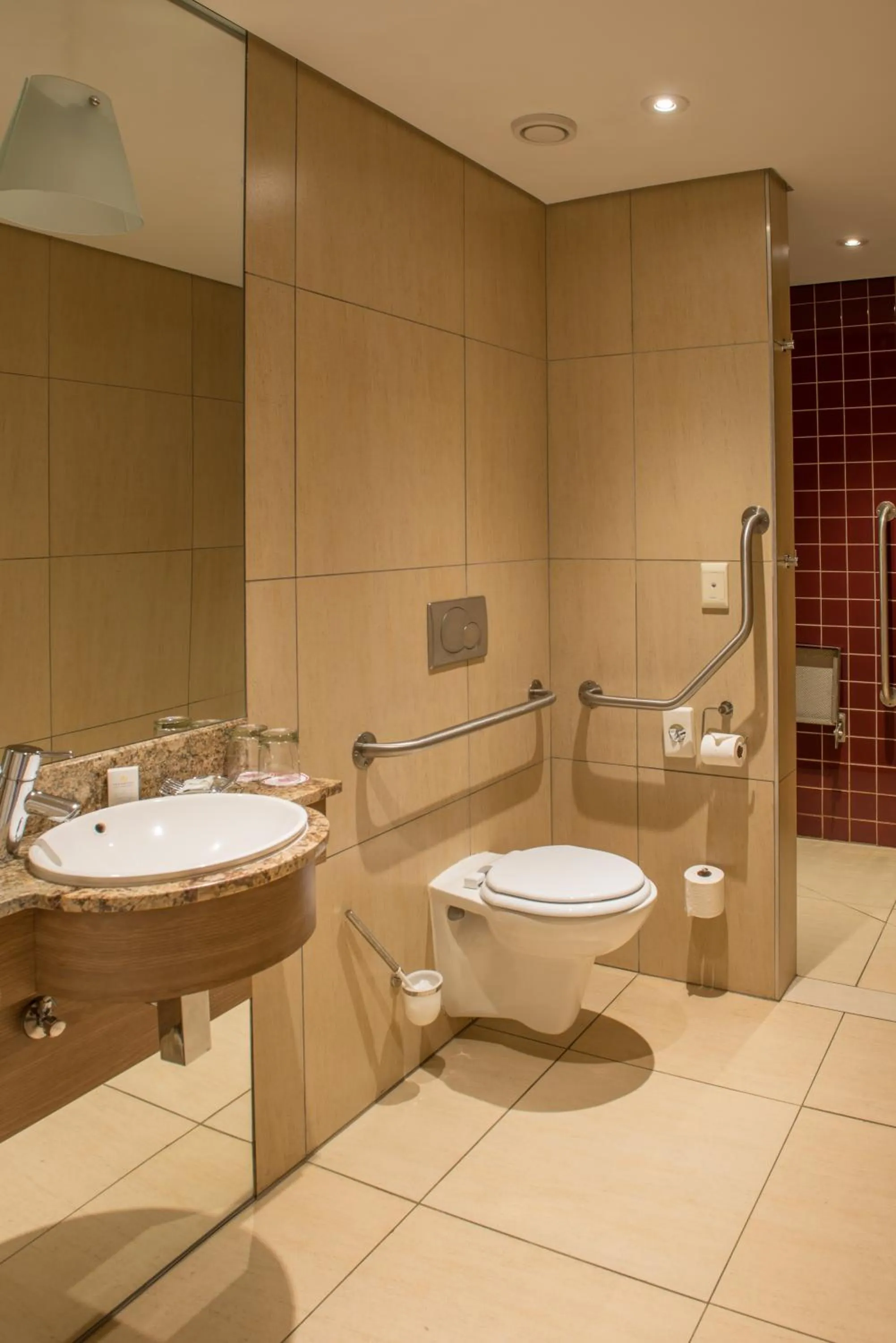 Shower in Peermont Metcourt at Rio, Klerksdorp