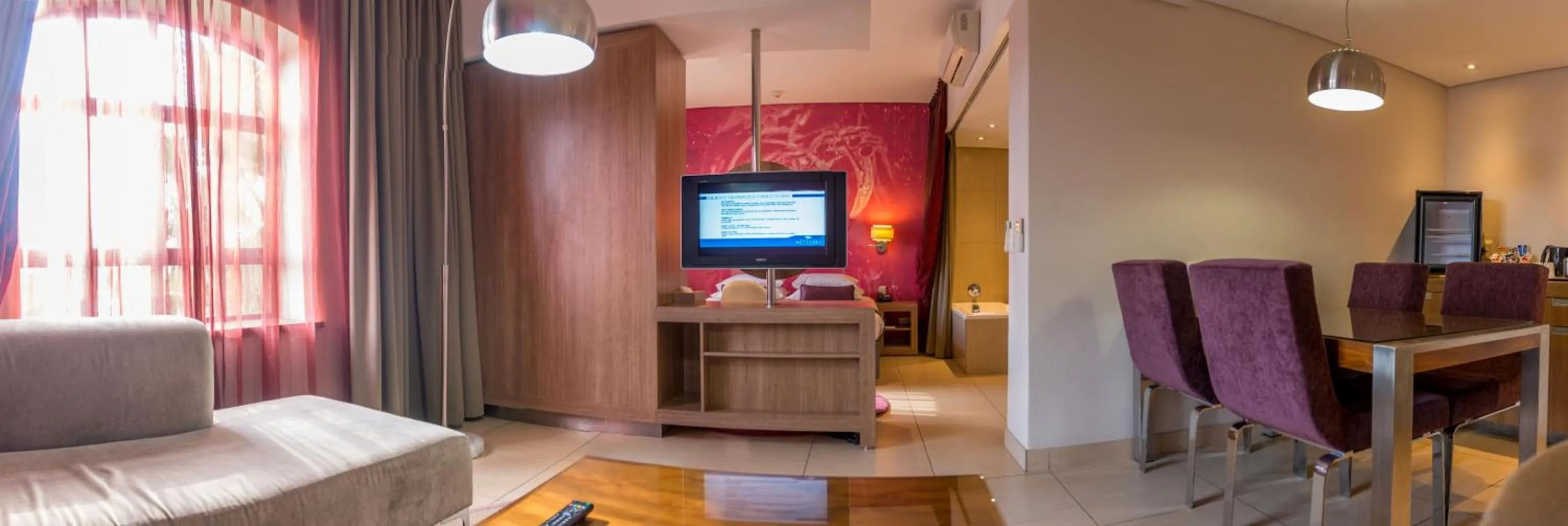 TV and multimedia, Bed in Peermont Metcourt at Rio, Klerksdorp