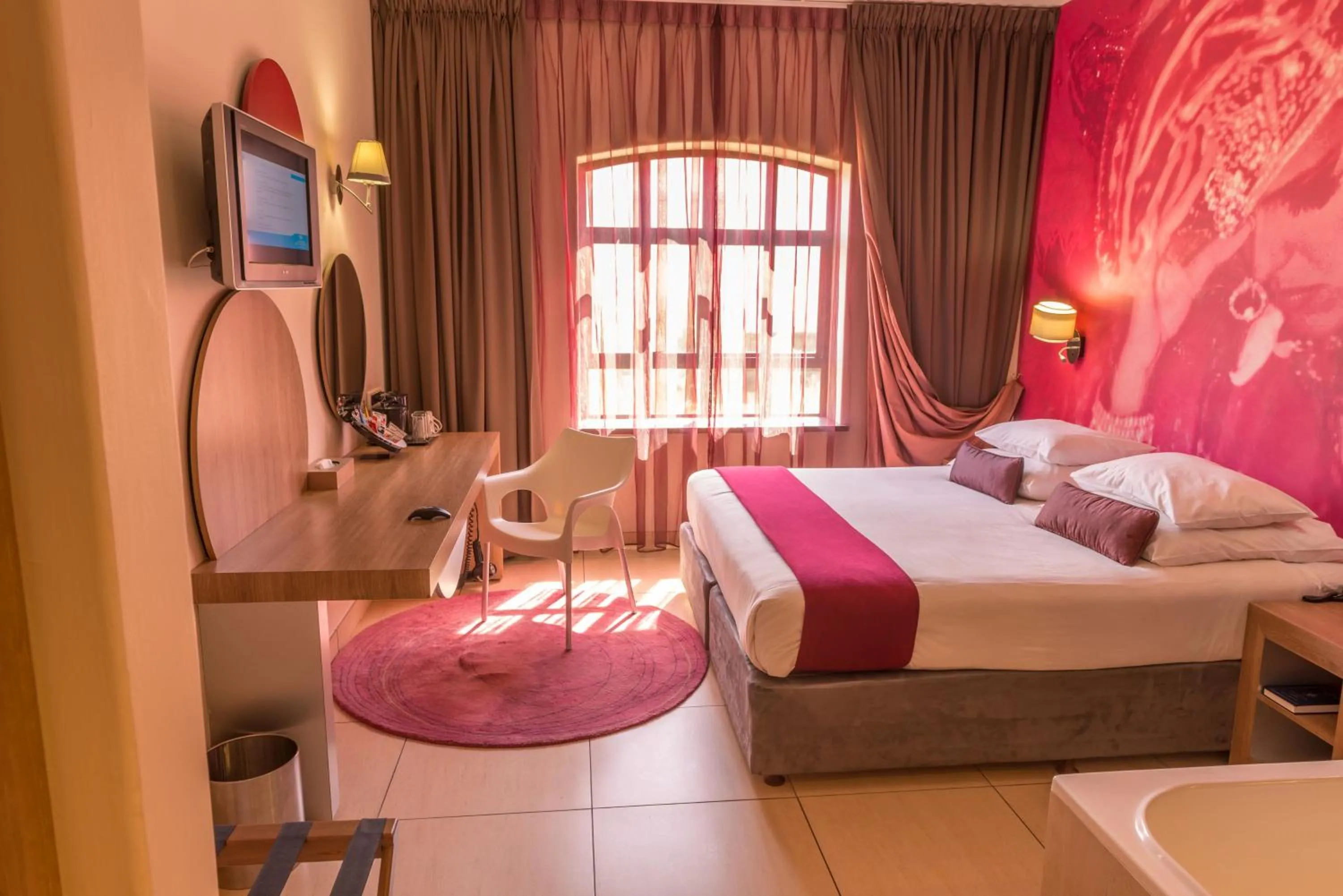 TV and multimedia, Bed in Peermont Metcourt at Rio, Klerksdorp