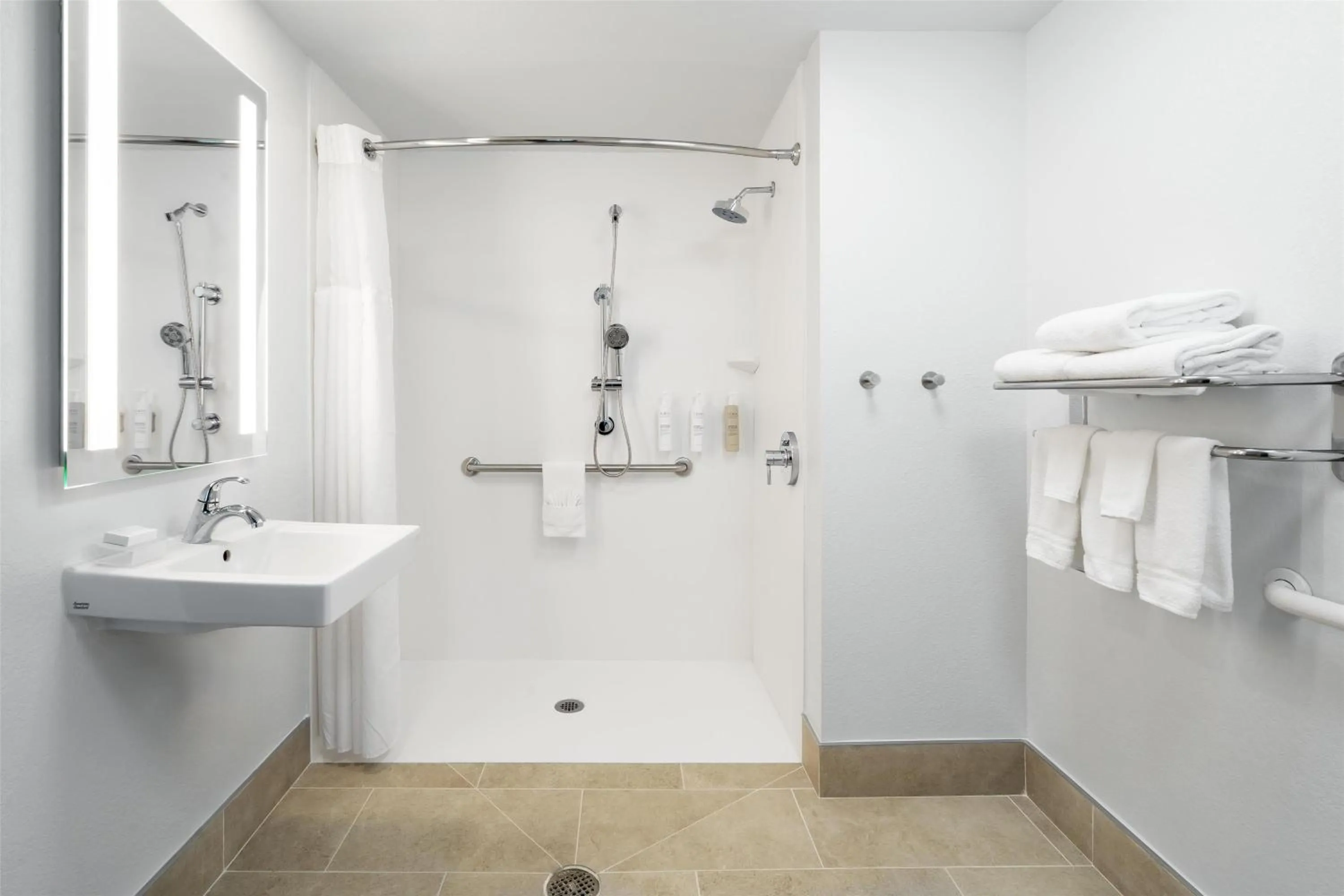 Bathroom in Homewood Suites by Hilton Eatontown