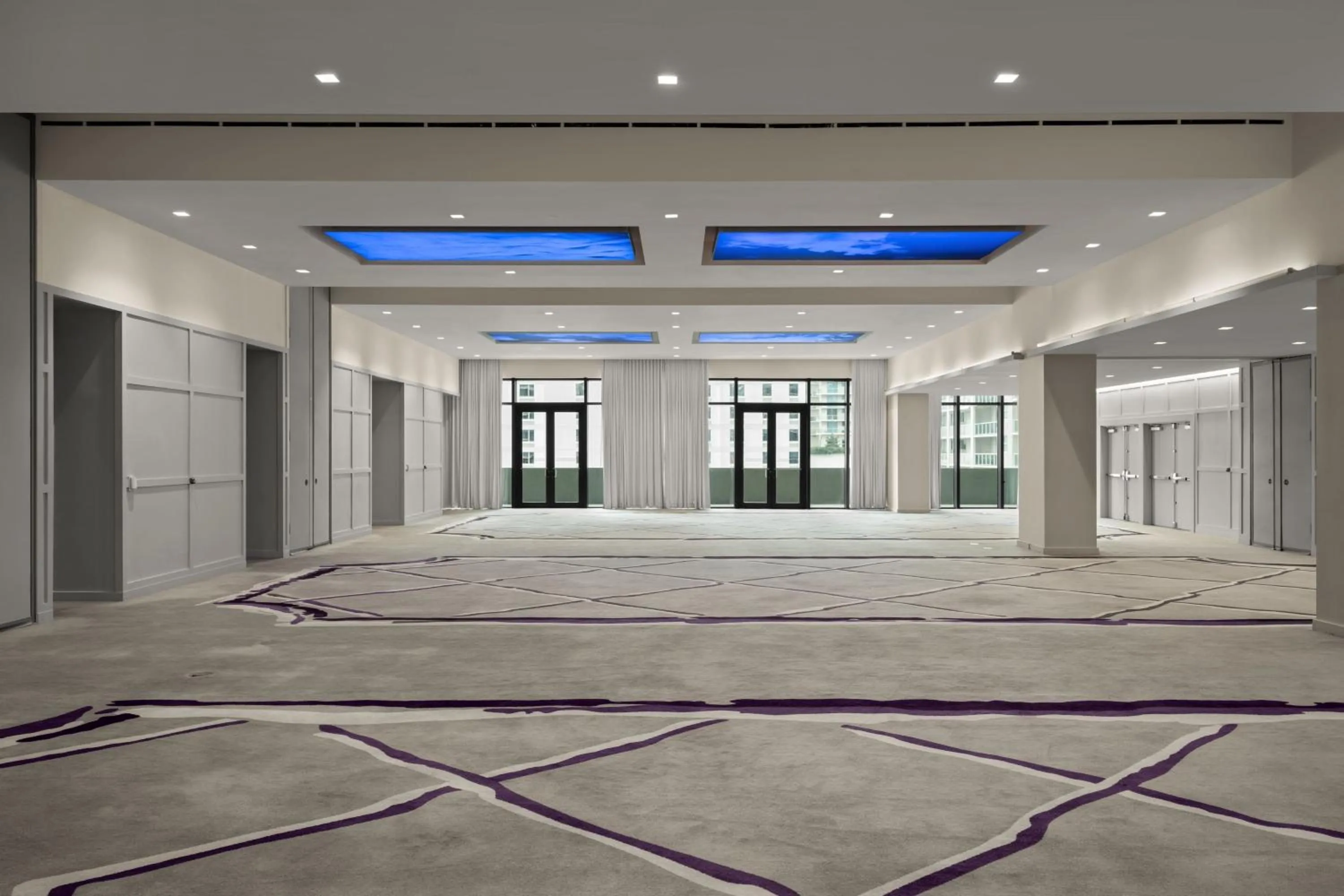 Meeting/conference room in Dua Miami, Autograph Collection