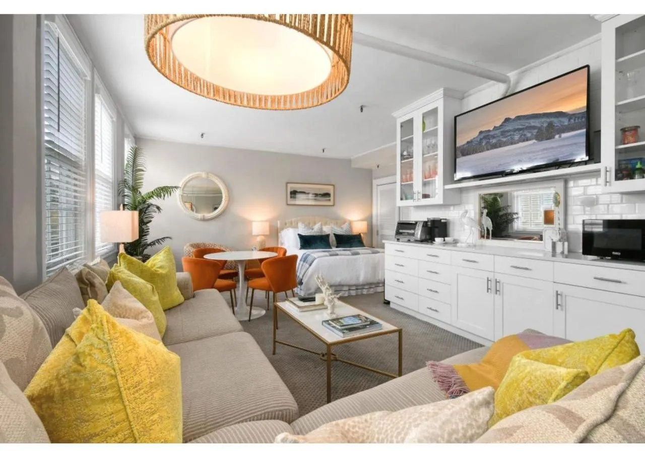 Tropicals of Palm Beach