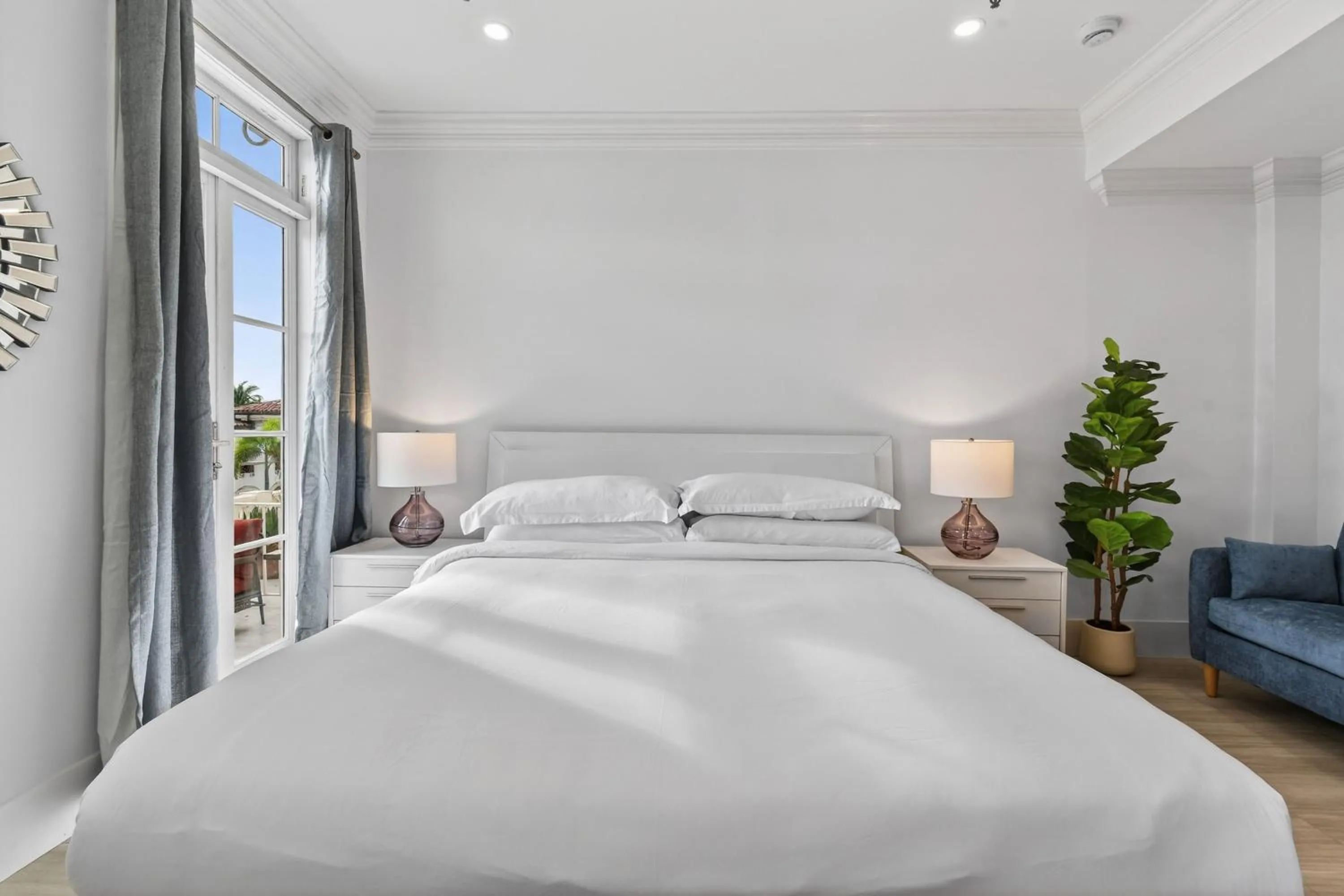 Bed in Tropicals of Palm Beach