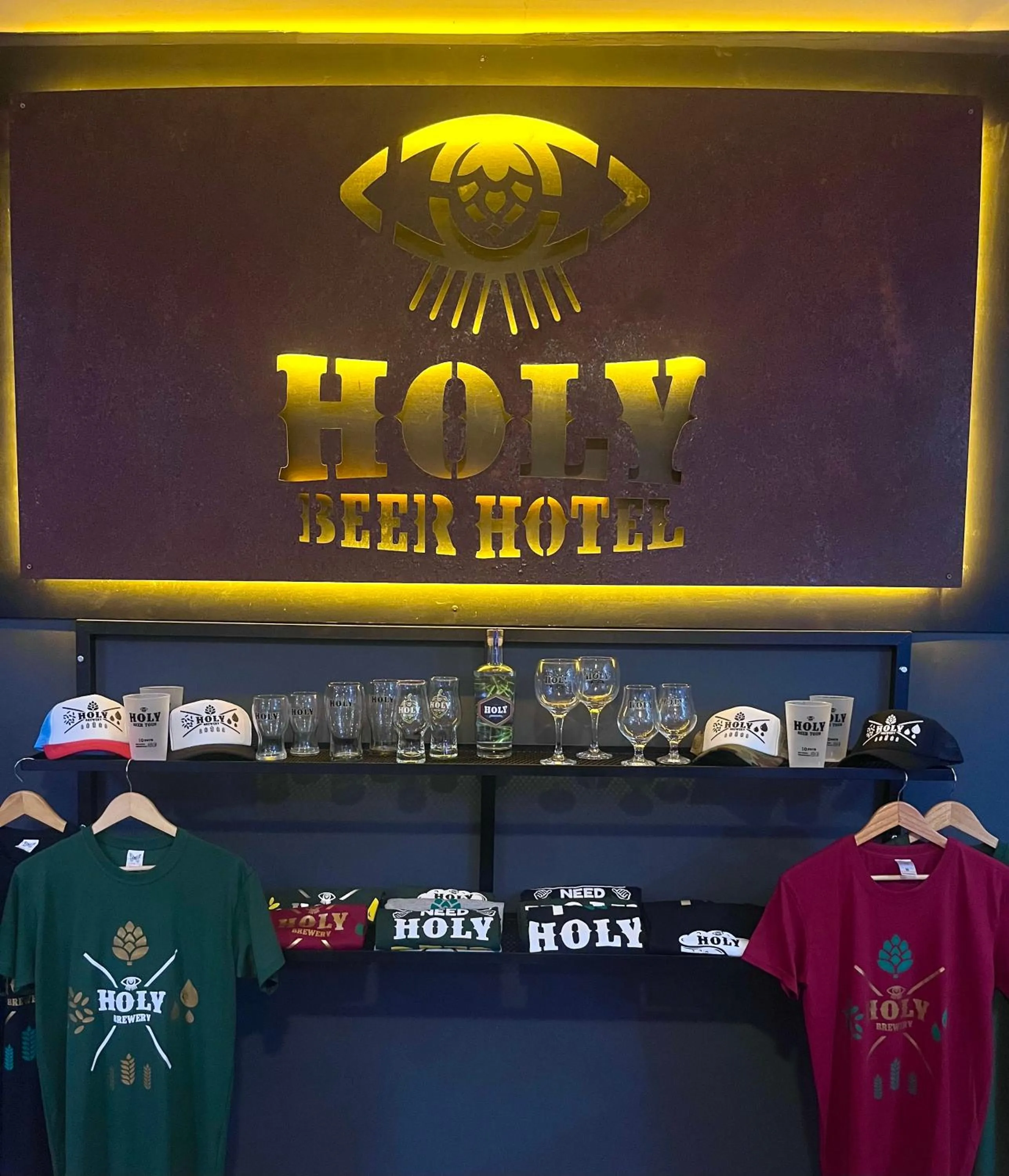 Property logo or sign in Beer Hotel Iguazú