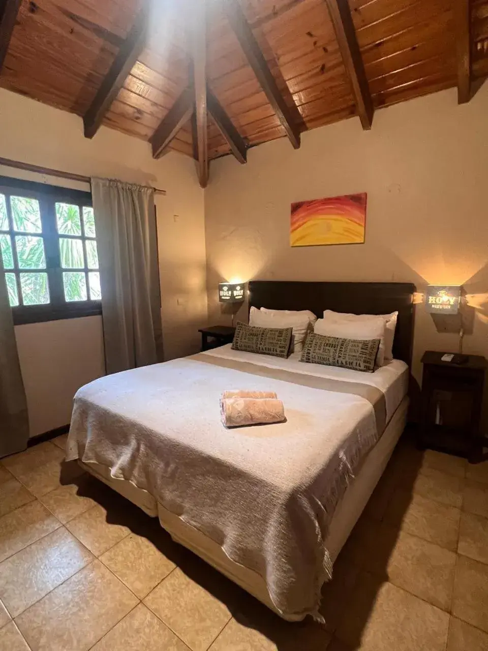 Photo of the whole room, Bed in Beer Hotel Iguazú Photo of the whole room, Bed in Beer Hotel Iguazú