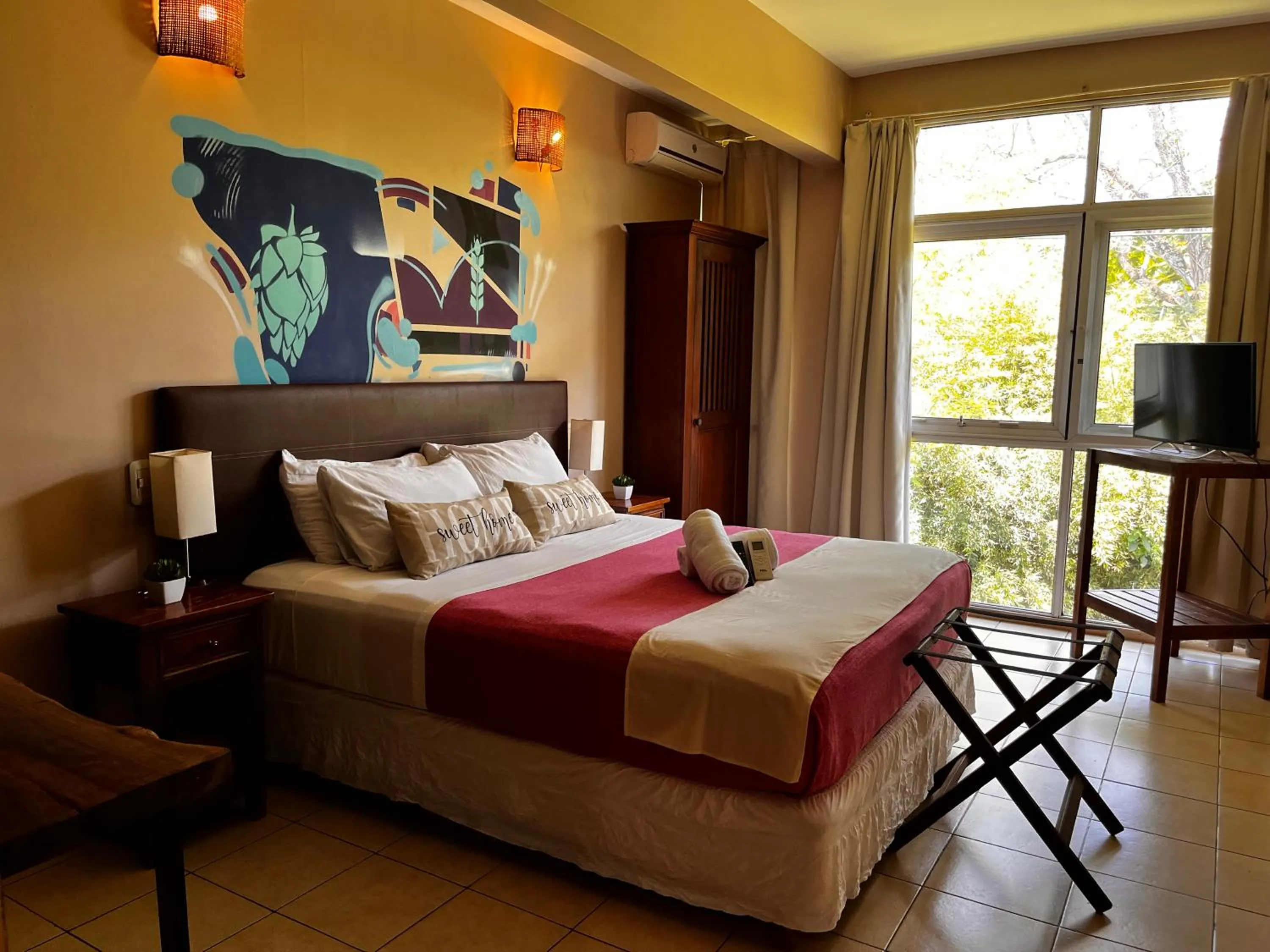 Bedroom, Bed in Beer Hotel Iguazú