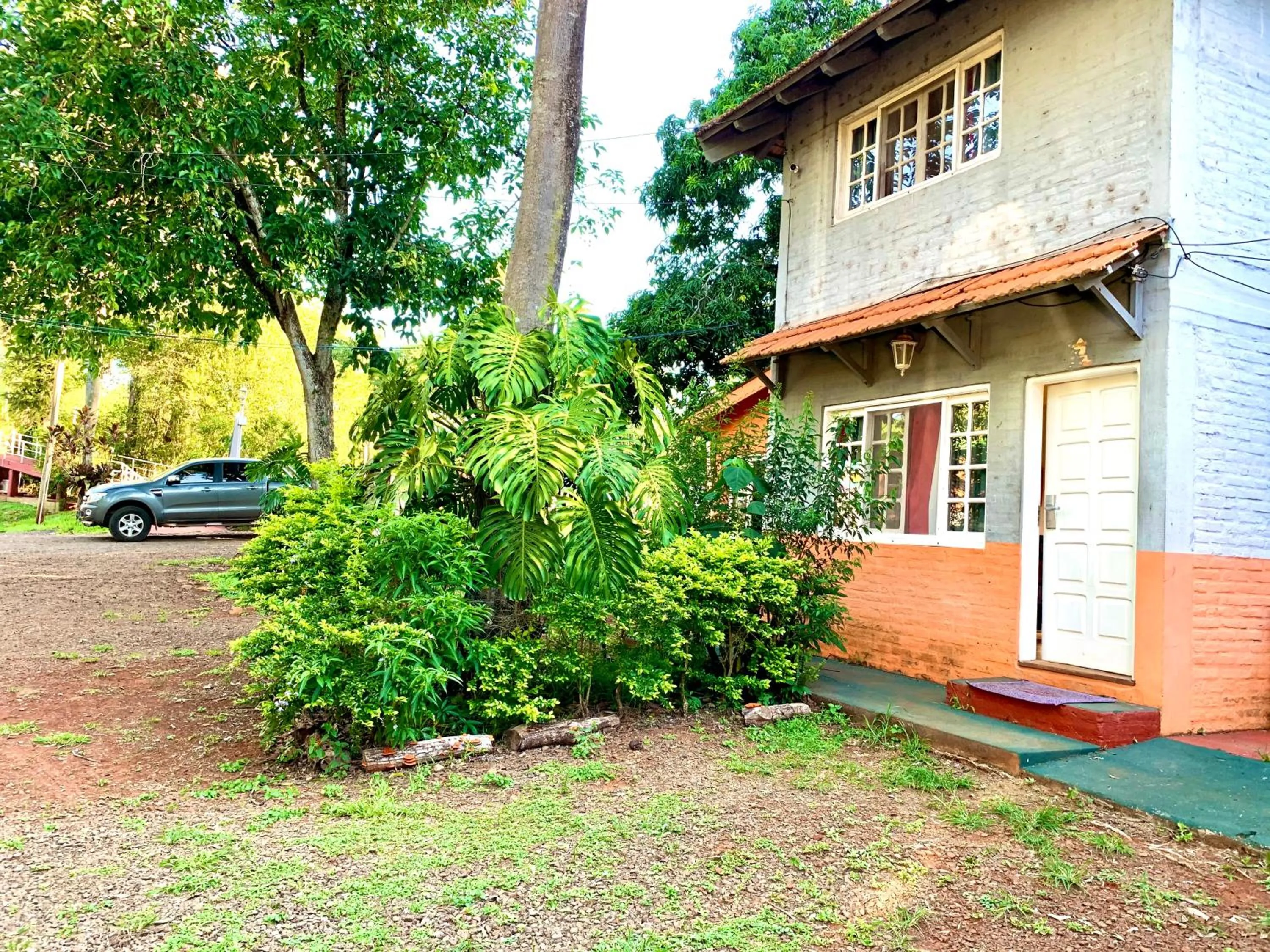 Garden in Beer Hotel Iguazú