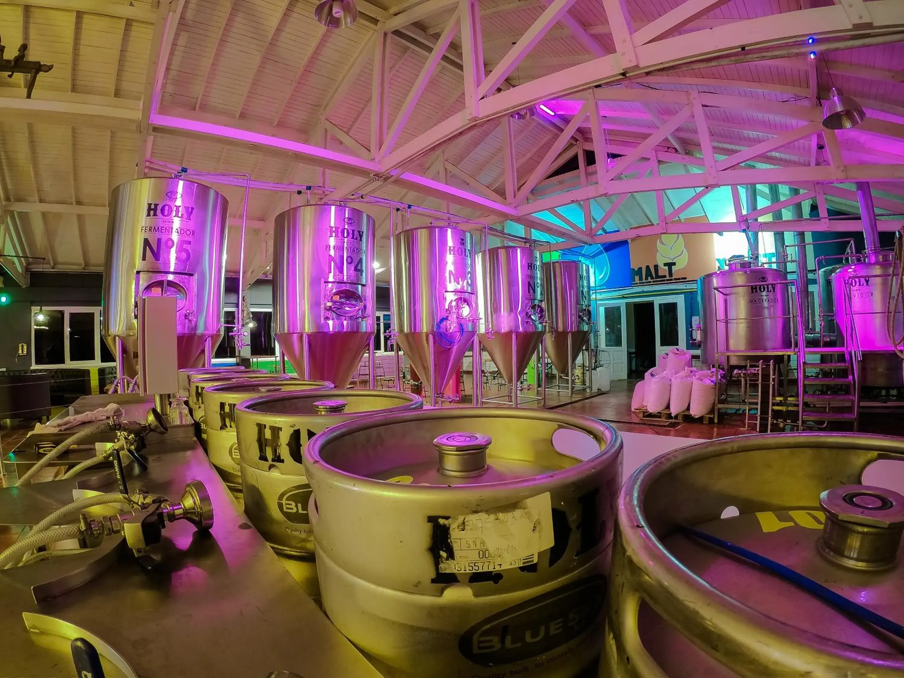 Lounge or bar in Beer Hotel Iguazú Lounge or bar in Beer Hotel Iguazú